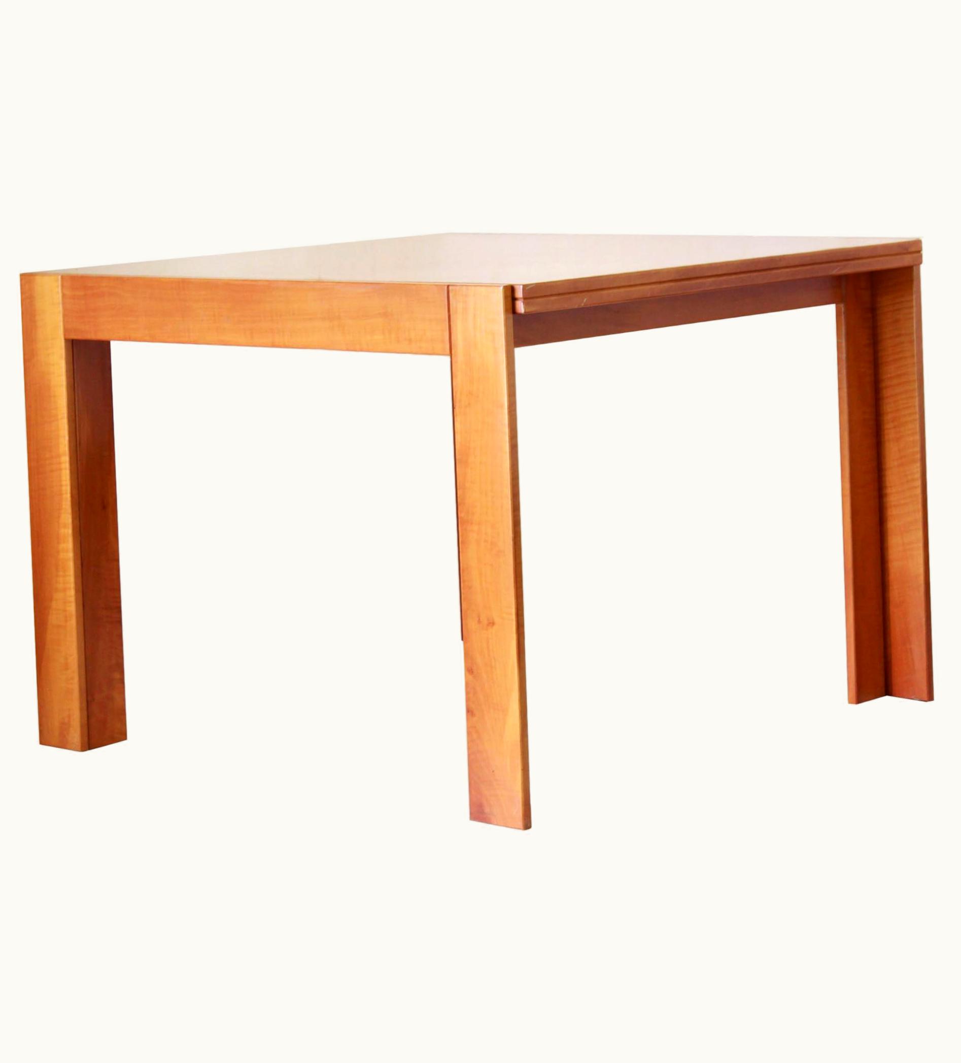 Afra & Tobia Scarpa Afra & Tobia Scarpa Wood Dining Table, Afra & Tobia Scarpa For Cassina, Italy 1980s