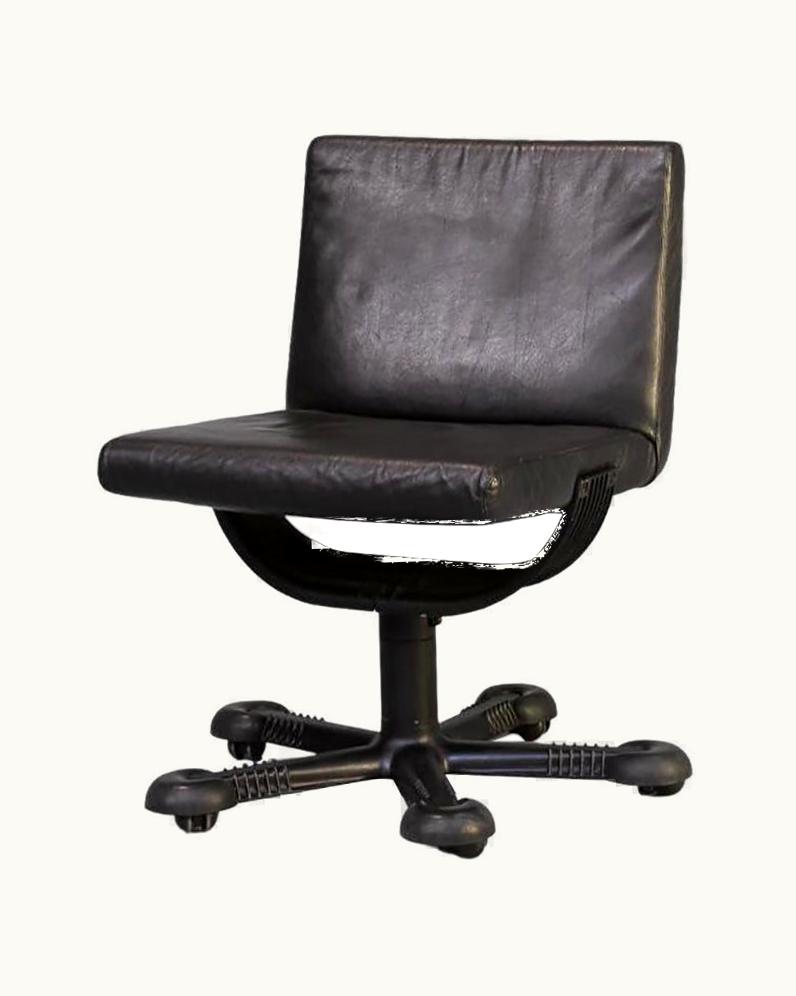 Afra & Tobia Scarpa 70s Tobia & Afra Scarpa 'Mix' Leather Swivel Chair For Molteni