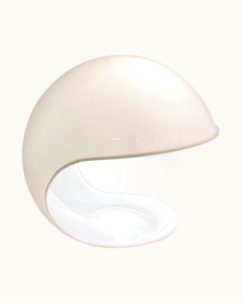 Elio Martinelli Elio Martinelli Italian Modern Single White Plastic Shell Foglia Lamp By Elio Martinelli, 1970s