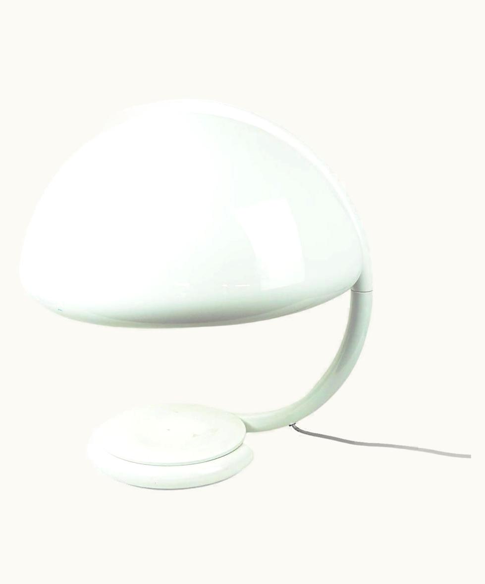 Elio Martinelli Elio Martinelli White Serpente Table Lamp By Elio Martinelli For Martinelli Luce, Italy, 1960s