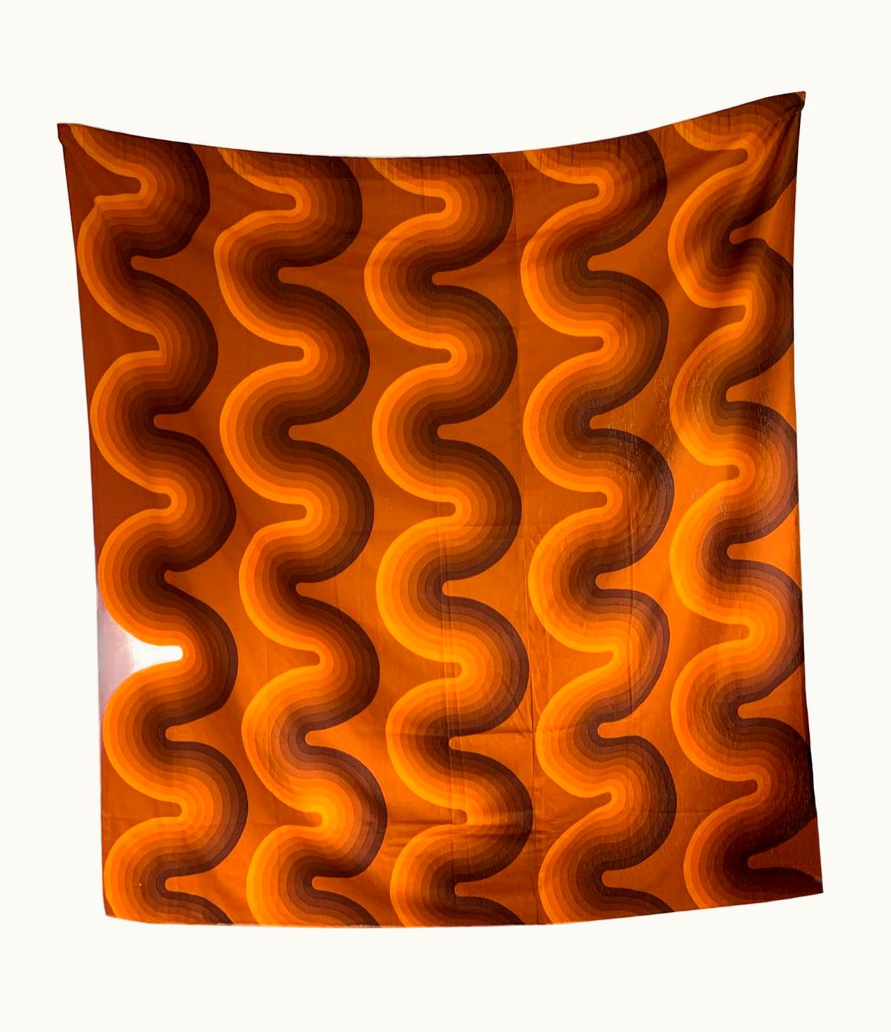 Verner Panton Verner Panton 'Curve' Textile For Swiss Mira-X, 1970s
