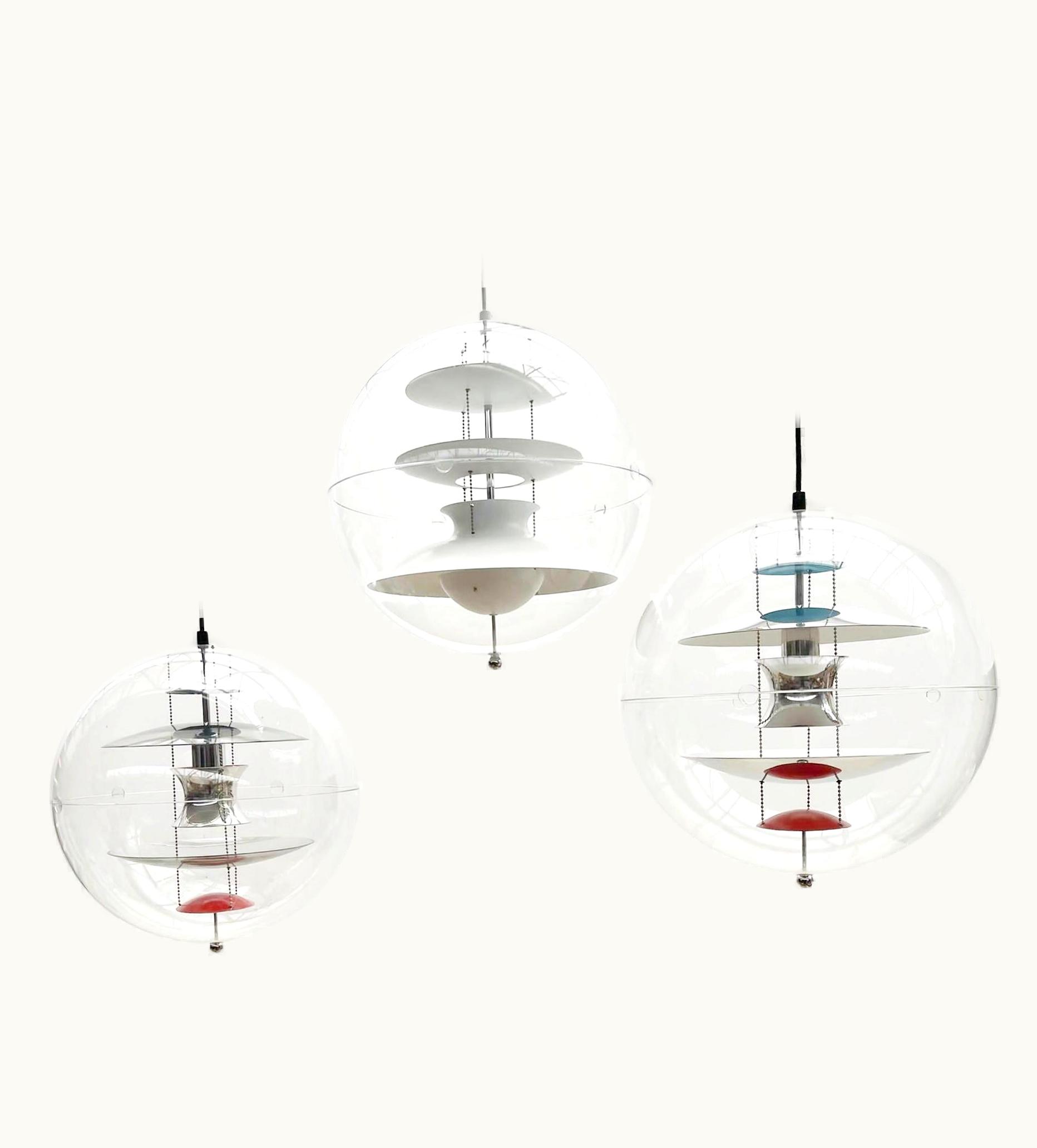Verner Panton Set Of 3 Mid-Century Verpan Vp Glass Globe Suspension, Italy, 1970s