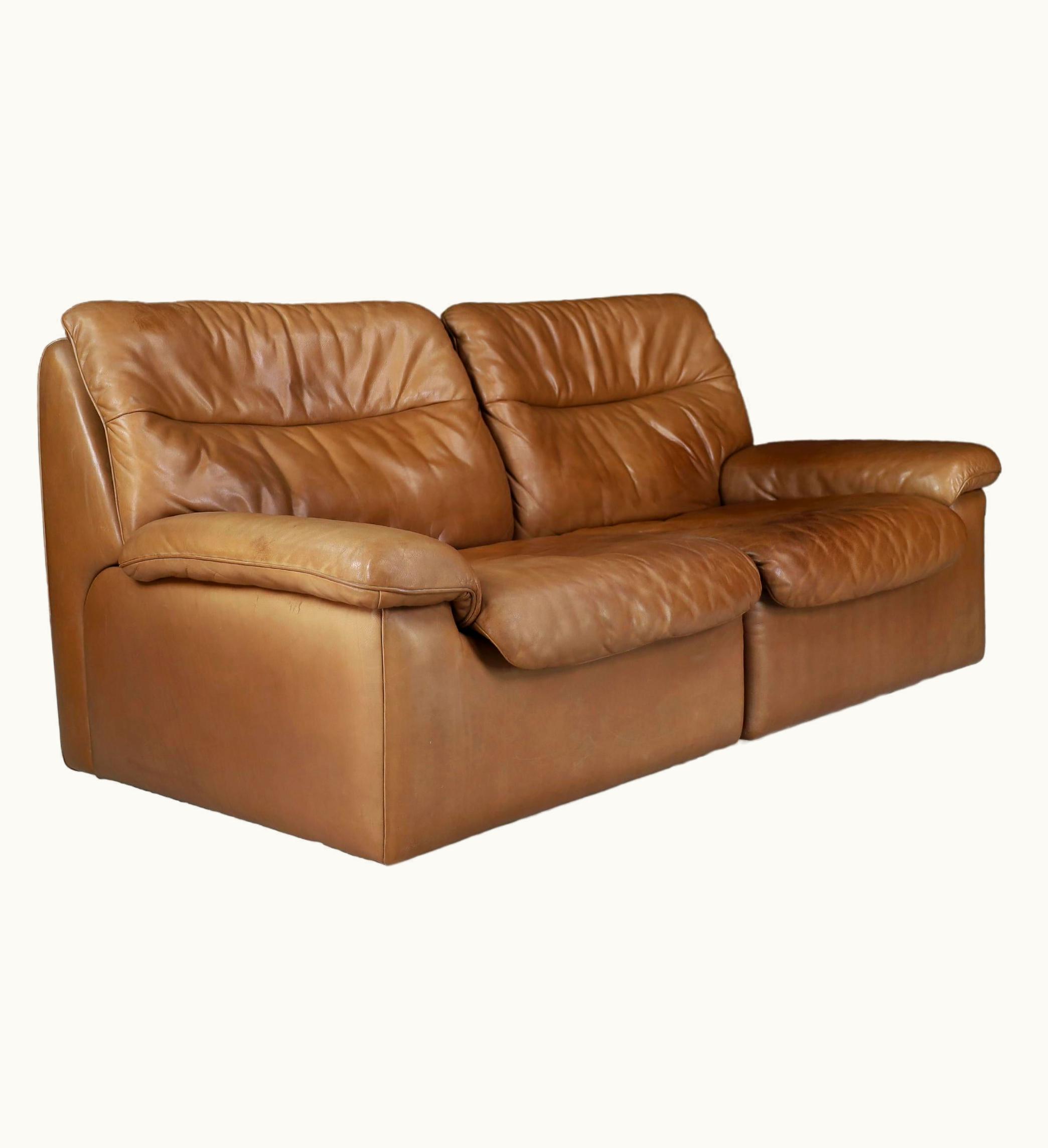 De Sede De Sede DS 63 Two-Seater Sofa In Patinated Leather, Switzerland, 1970s