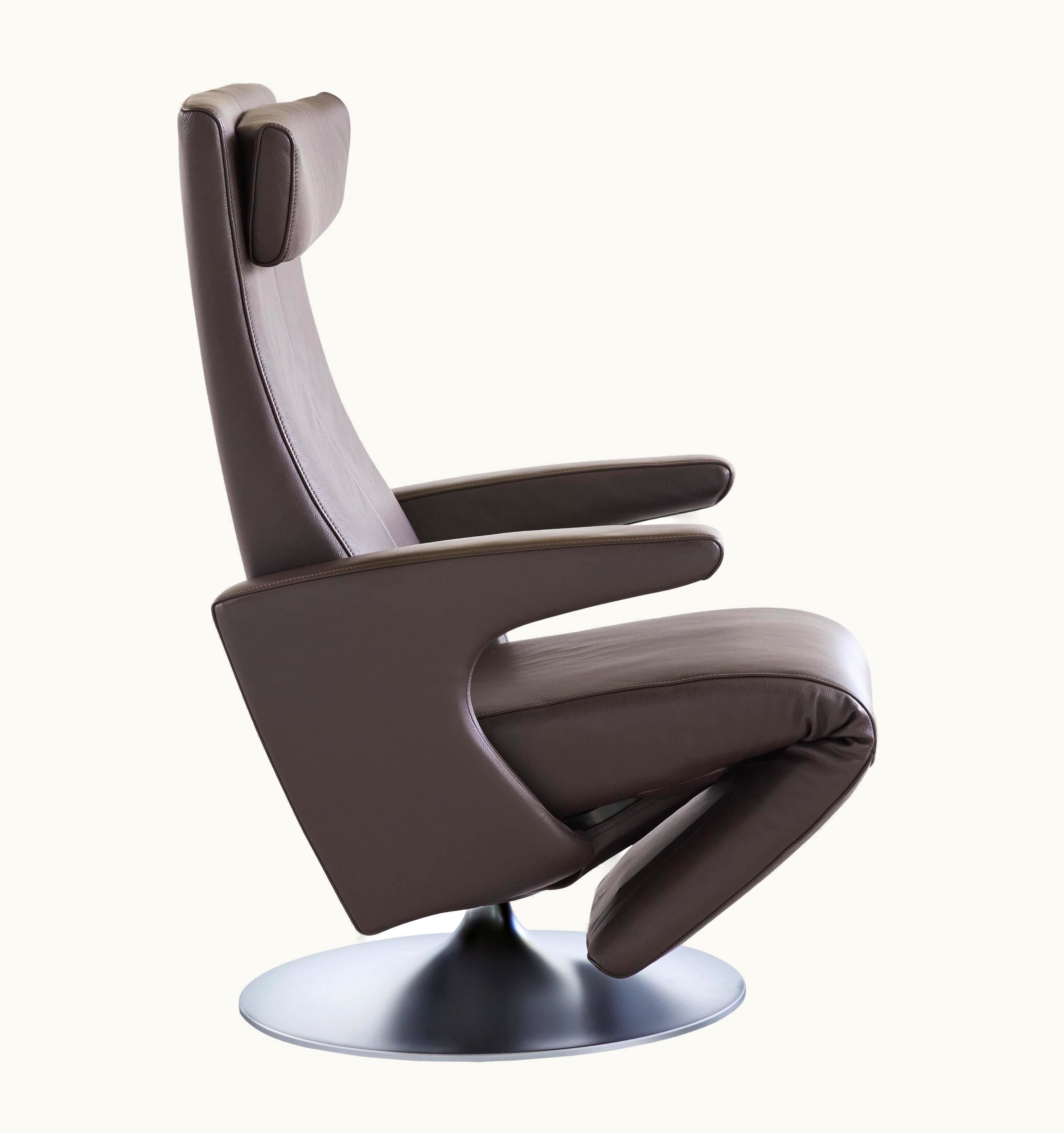 Georg Appeltshauser Georg Appeltshauser Smile Adjustable Rotating Leather Armchair By FSM