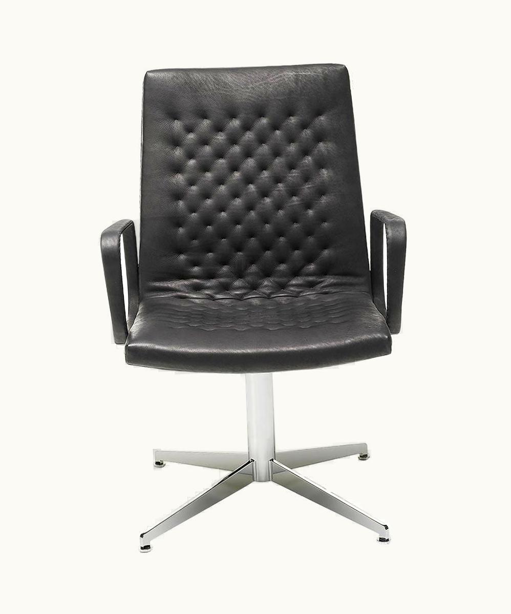 De Sede De Sede DS-1051/32 Armchair In Black Upholstery By De Sede Design Team