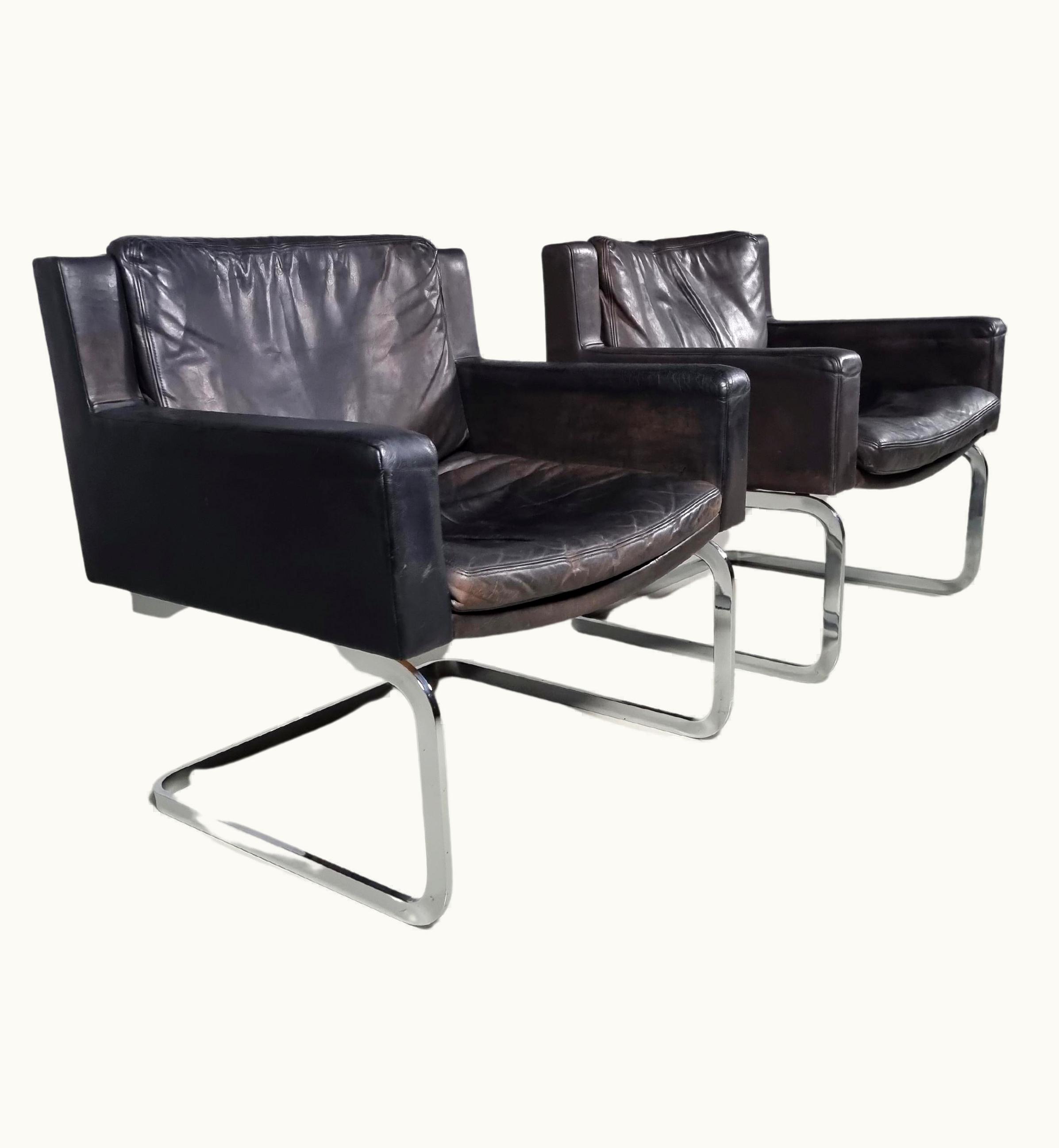 Robert Haussmann Robert Haussmann For De Sede, Pair Of Leather Chairs Model 'DS-201', 1970s