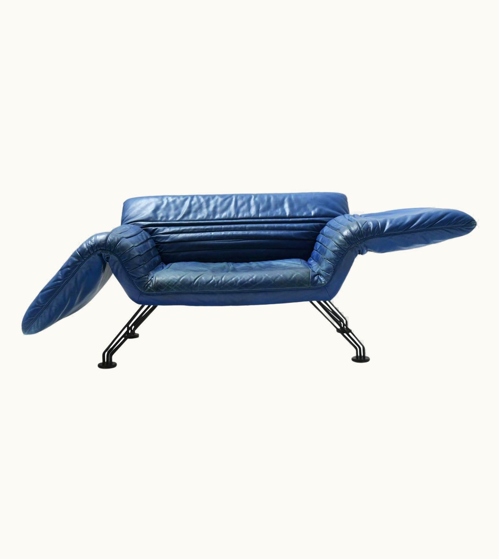 De Sede De Sede VIntafe Ds-142 In Original Blue Leather By Winfried Totzek For De Sede