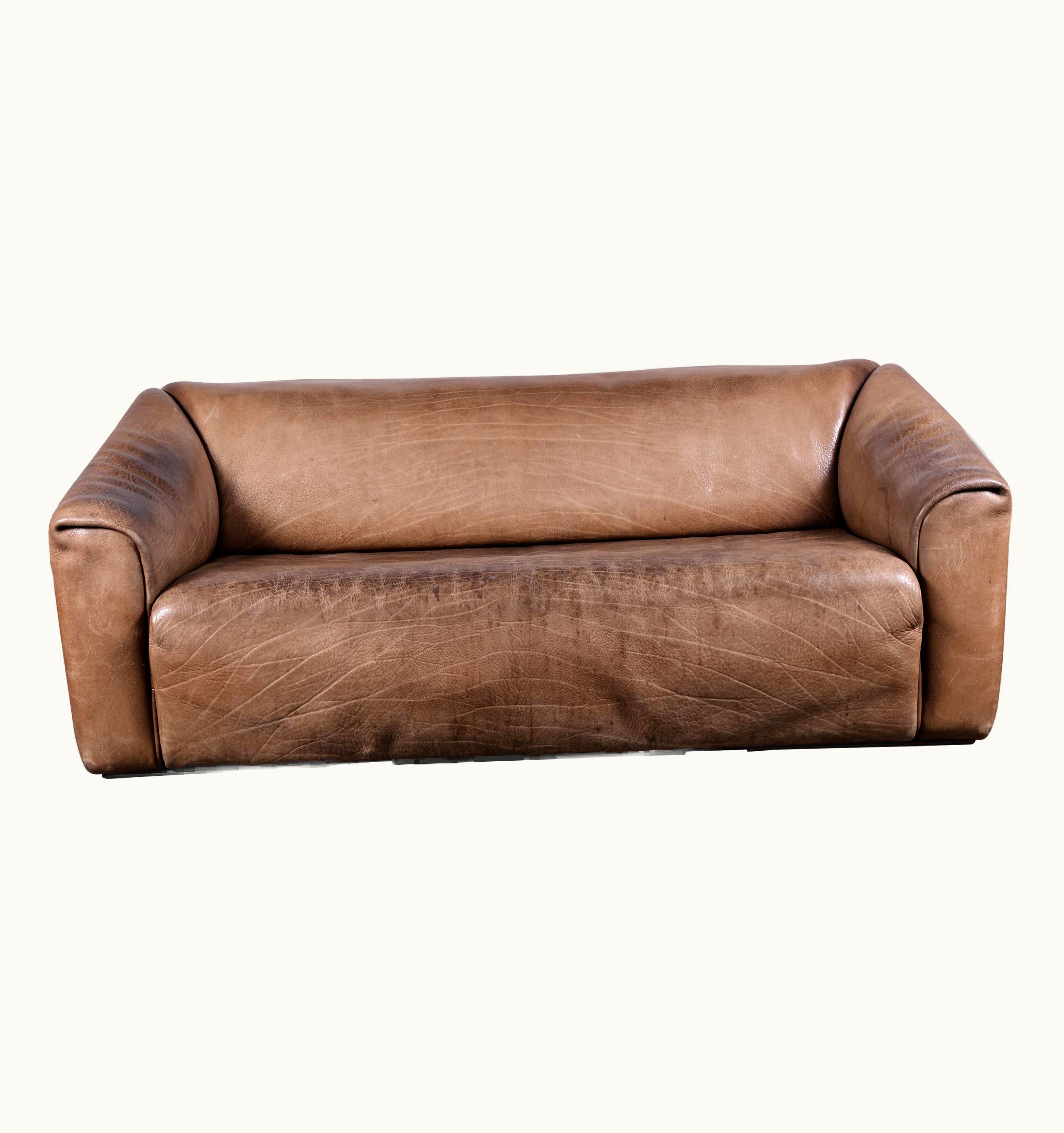 De Sede De Sede Patinated Buffalo Leather De Sede DS-47 Extendable 3-Seat Sofa