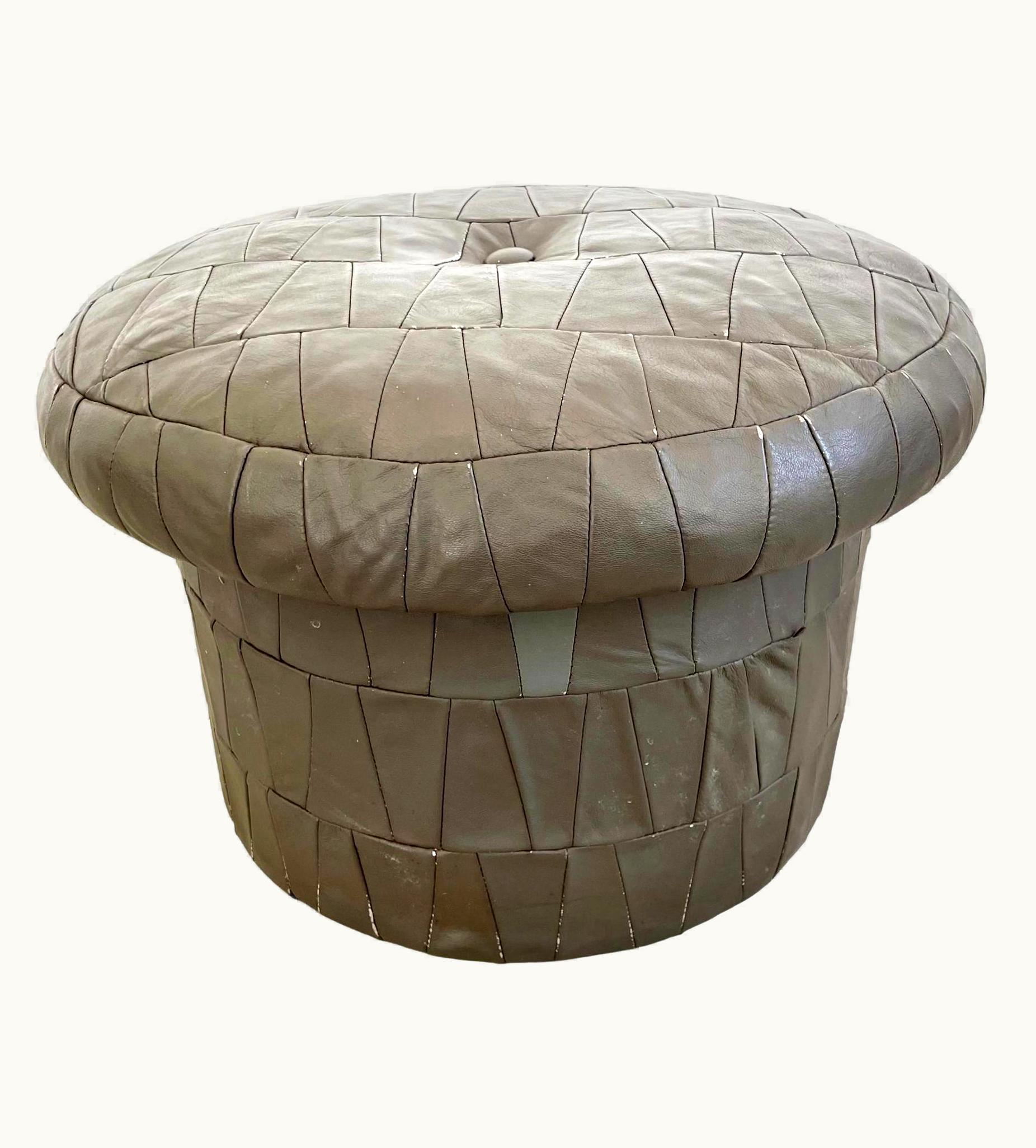 De Sede De Sede Patchwork Leather Storage Ottoman, 1960s Switzerland UZ0202273