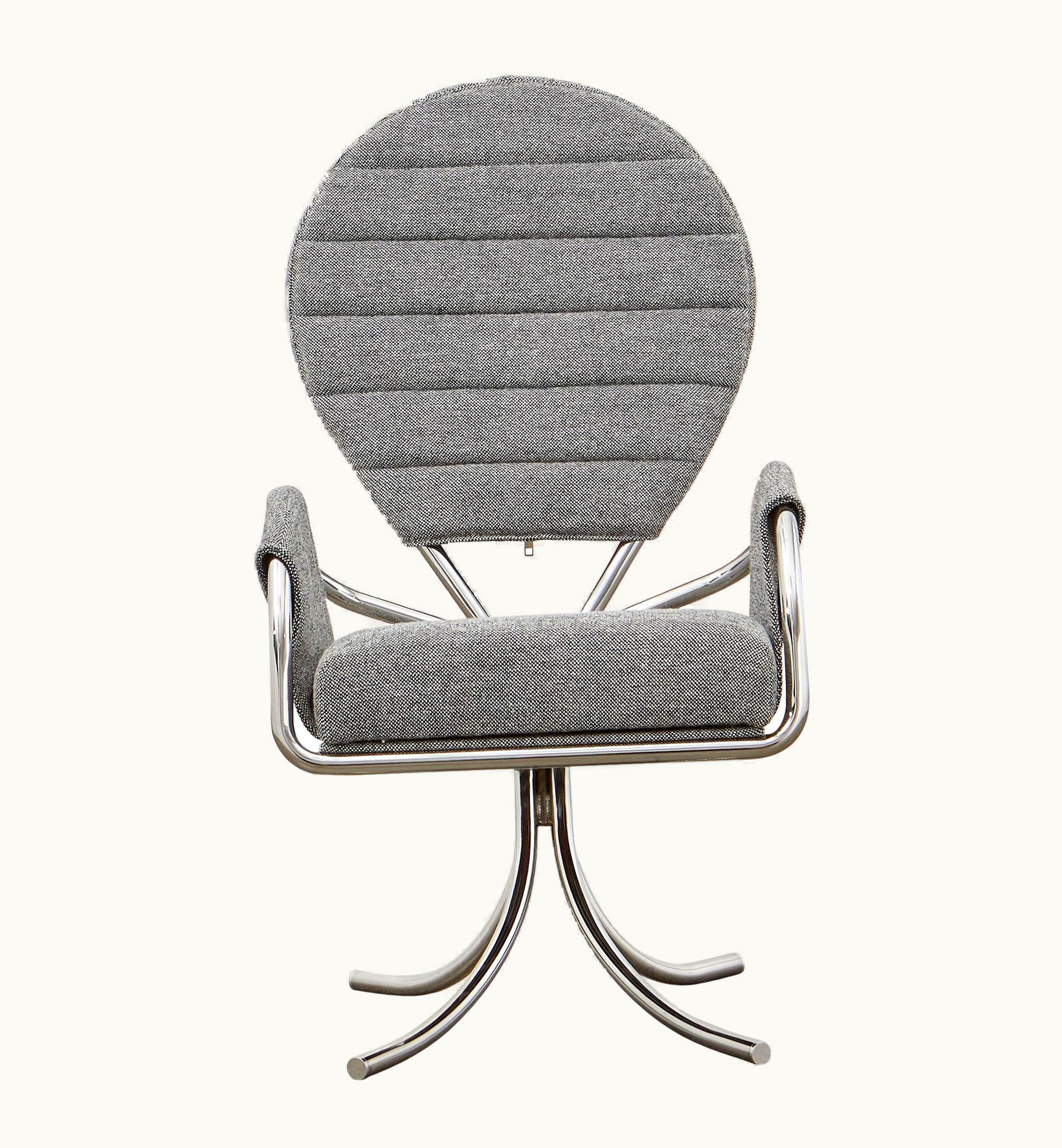 Poul Henningsen Poul Henningsen PH Pope Chair, Chrome, Hallingdal Light Grey 126