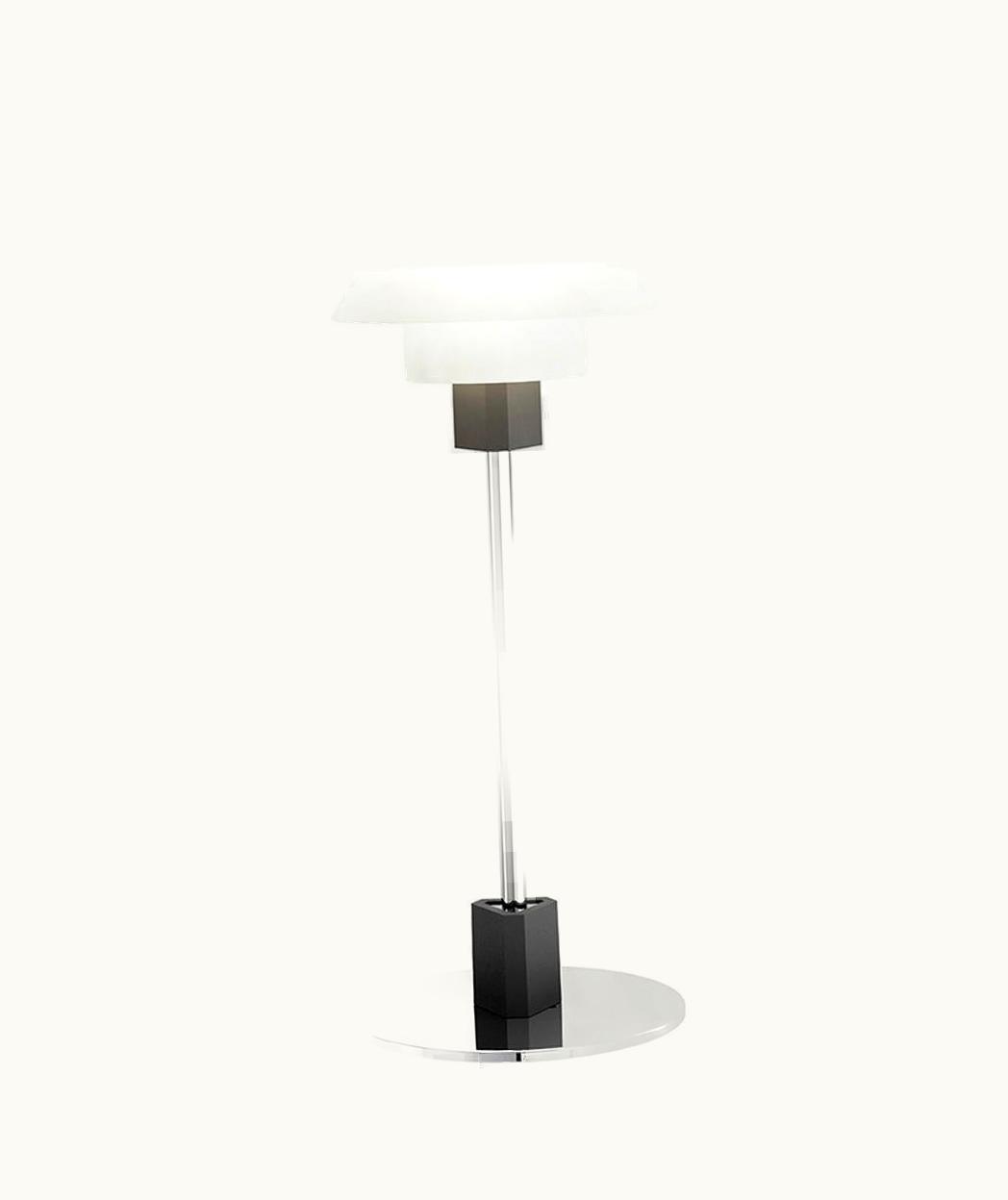 Poul Henningsen Poul Henningsen Ph 4/3 Table Lamp
