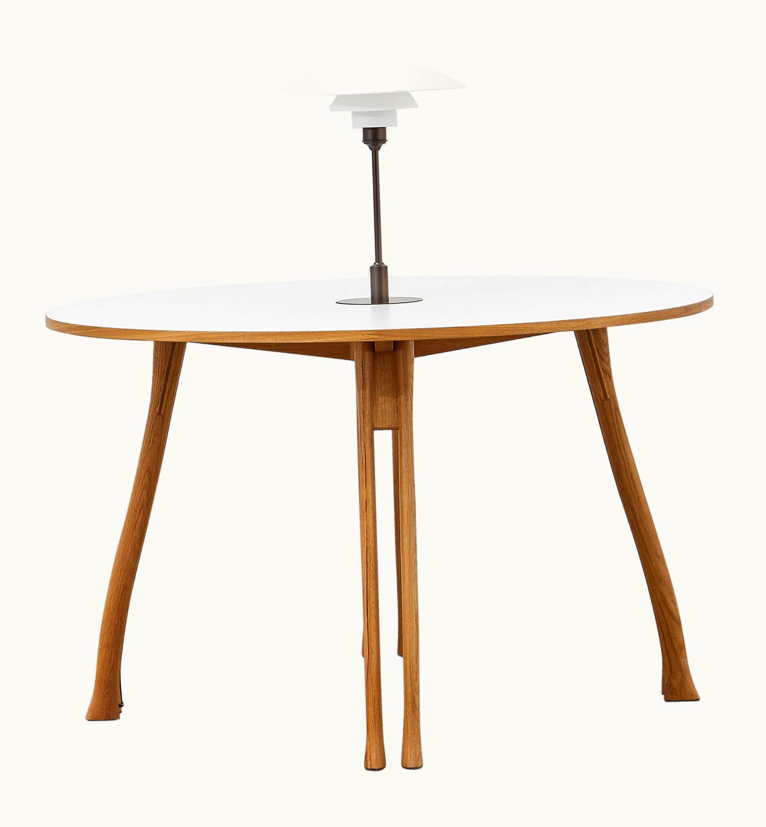 Poul Henningsen Poul Henningsen PH Axe Table, Natural Oak Legs, Laminated Plate, White PH 3 ¬¨Œ© - 2 ¬¨Œ© Lamp