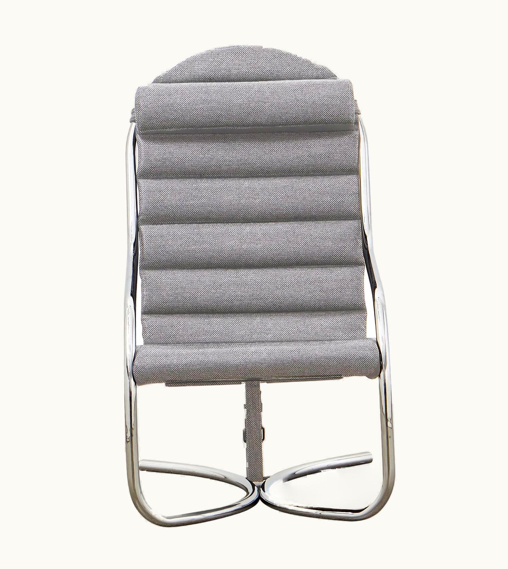 Poul Henningsen Poul Henningsen PH Lounge Chair, Chrome, Hallingdal Light Grey 126