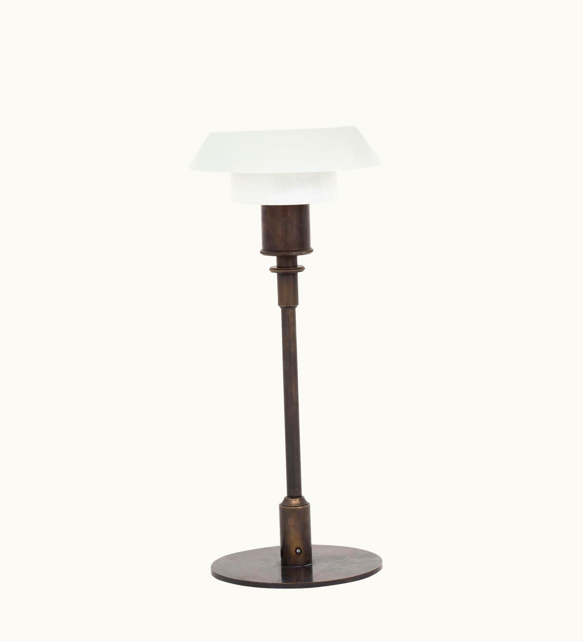 Poul Henningsen Poul Henningsen Ph 4/3 Table Lamp By Poul Henningsen UZ0202954
