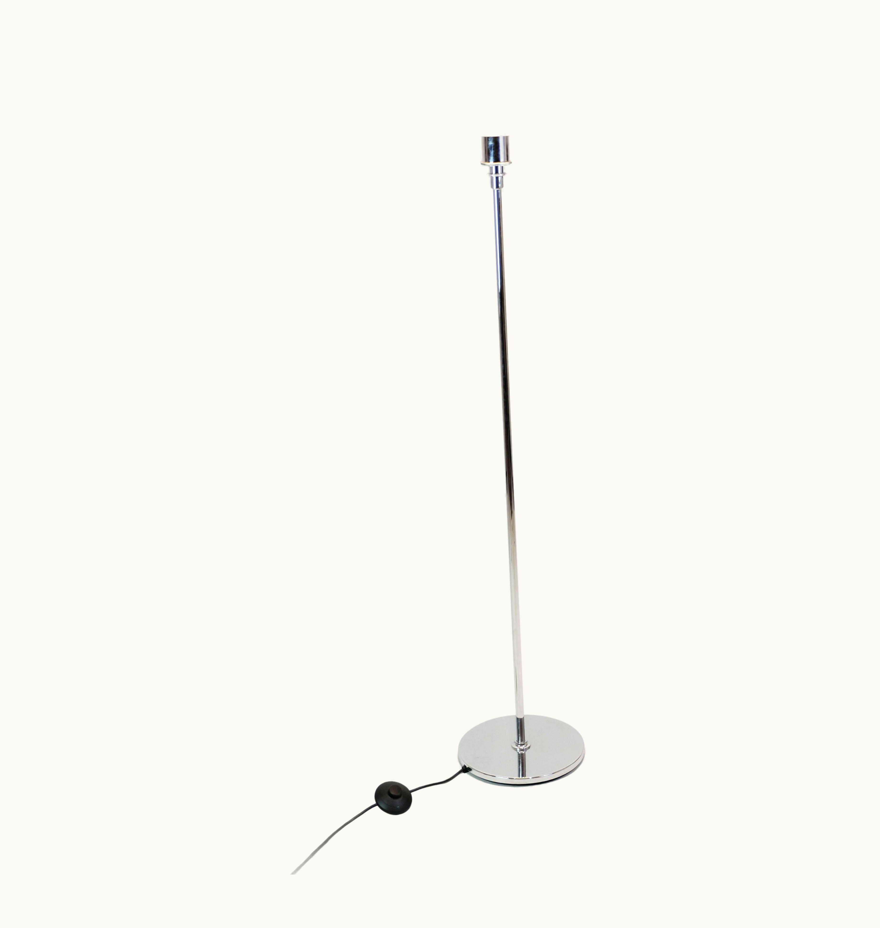Poul Henningsen Floor Lamp, Model 3/2 Chrome, Poul Henningsen, Louis Poulsen