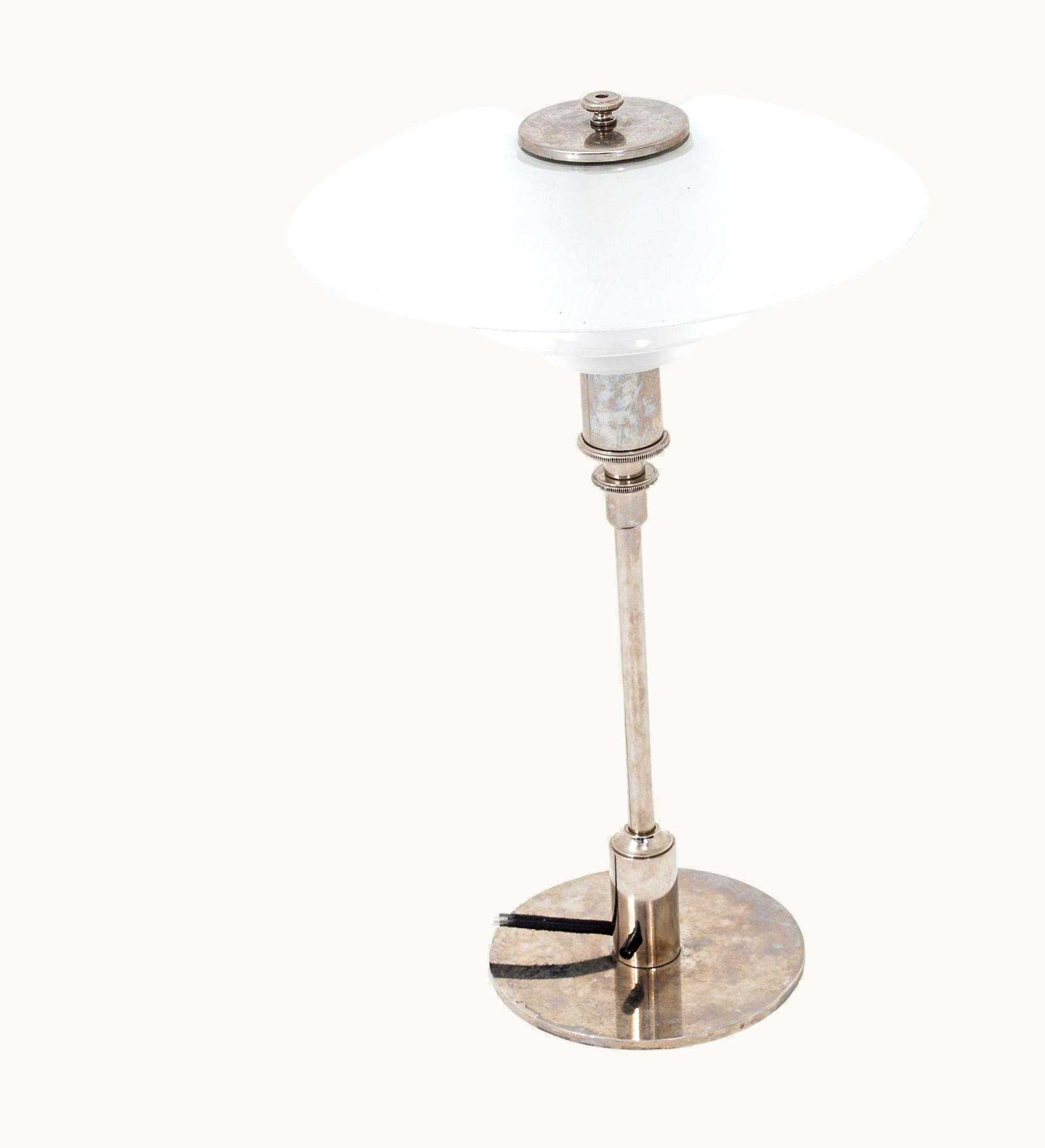 Poul Henningsen Table Lamp PH 3/2 By Poul Henningsen