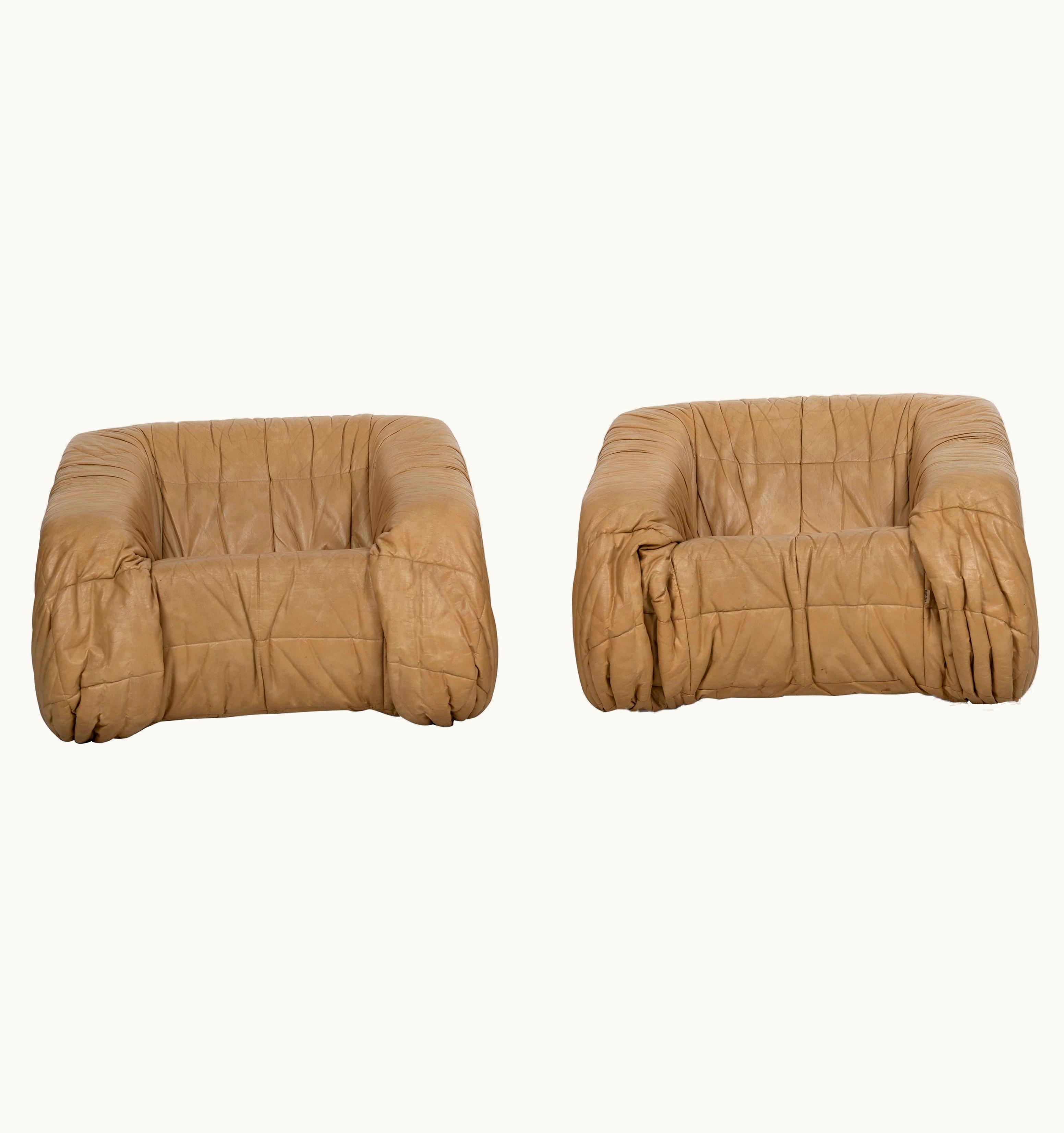 Depas E D'urbino;Gionathan de Pas & Donato D'Urbino & Paolo Lomazzi;Jonathan de Pas Depas E D'urbino;Gionathan de Pas & Donato D'Urbino & Paolo Lomazzi;Jonathan de Pas Jonathan De Pas, Donato d'Urbino And Paolo Lomazzi Piumino Pair Of Lounge Chairs