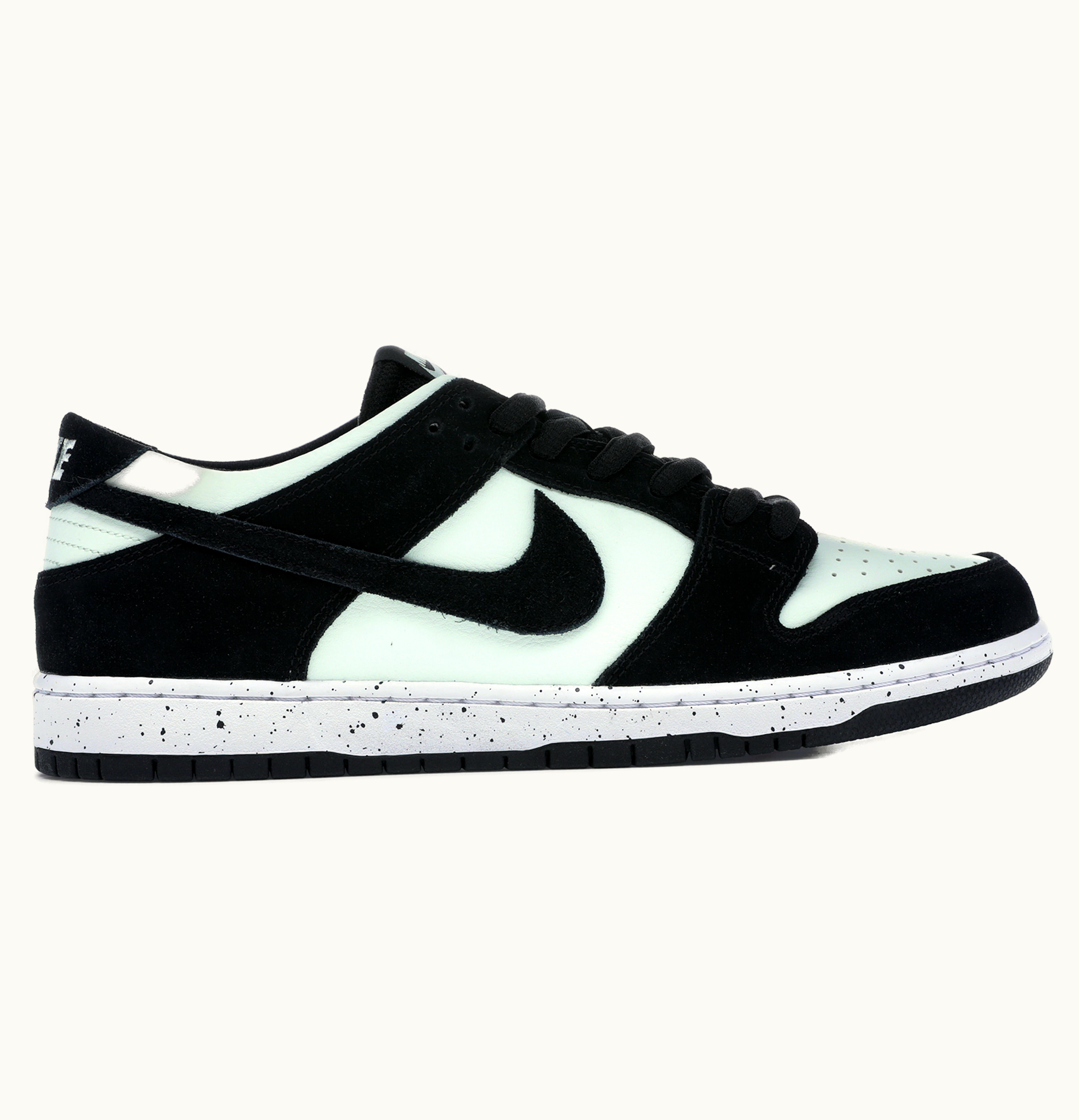 Nike Nike SB Dunk Low Barely Green