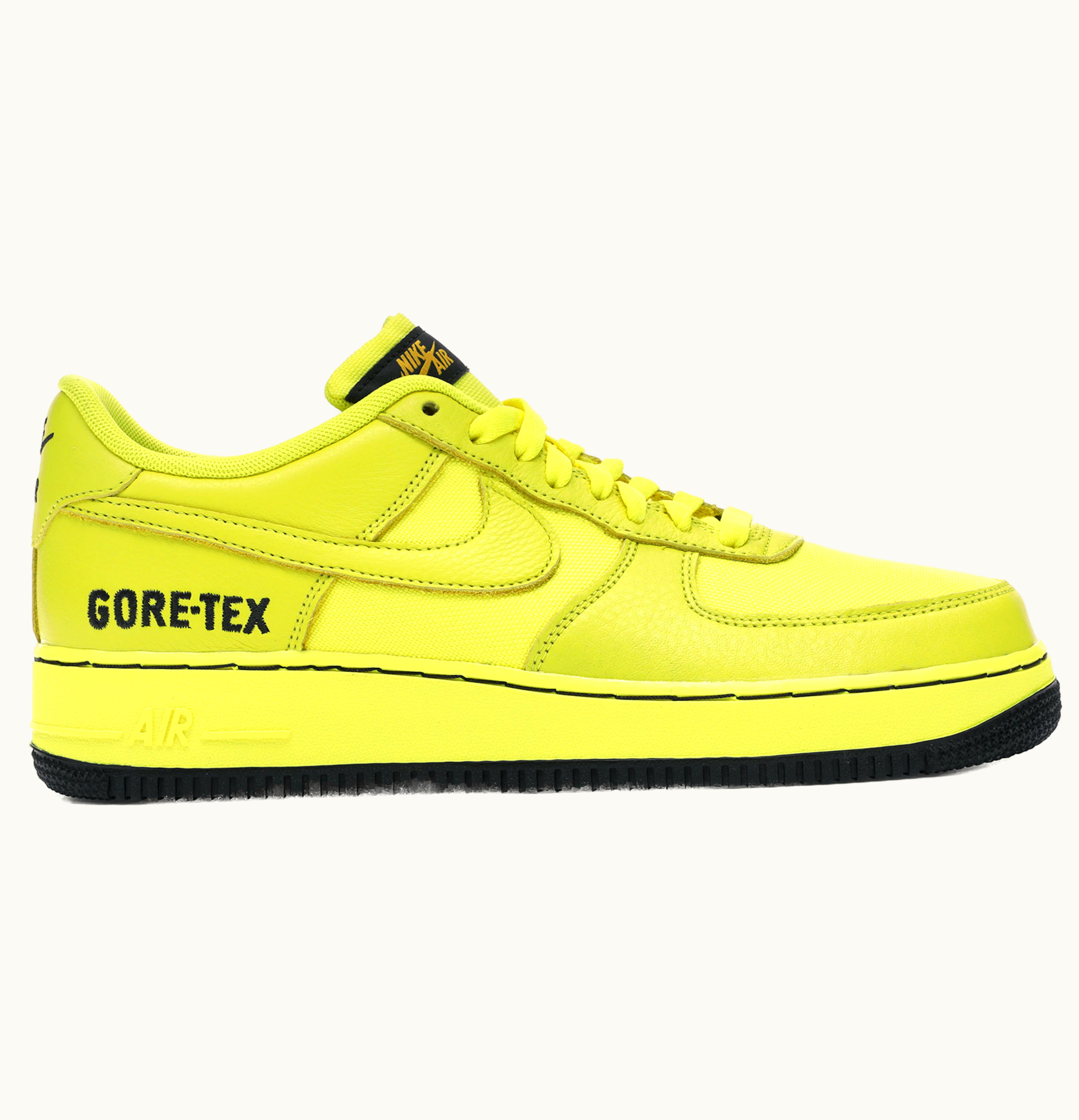 Nike Nike Air Force One Low Gore Tex Dynamic Yellow