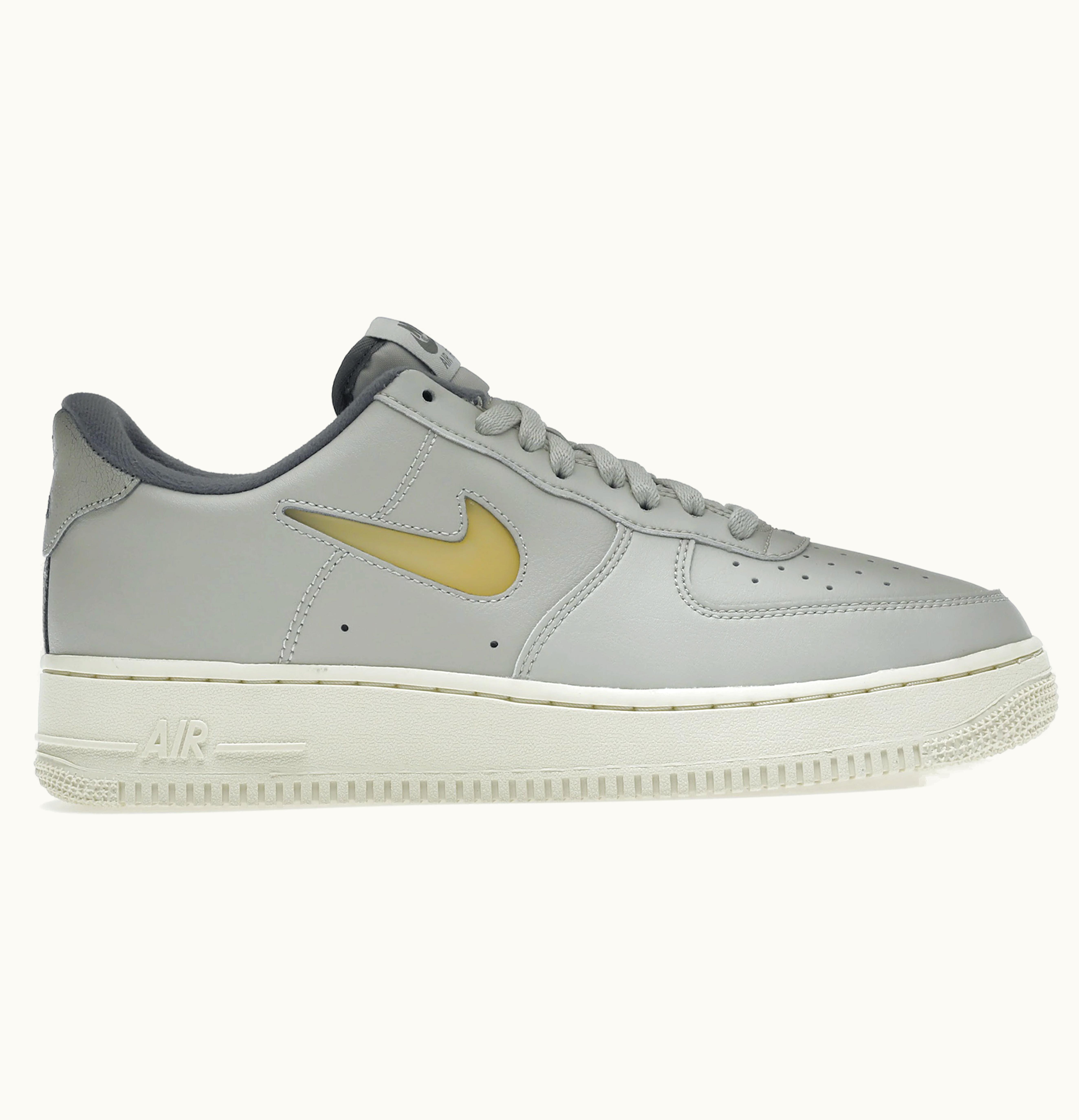 Nike Nike Air Force 1 Low 07 Jewel Light Bone Coconut Milk