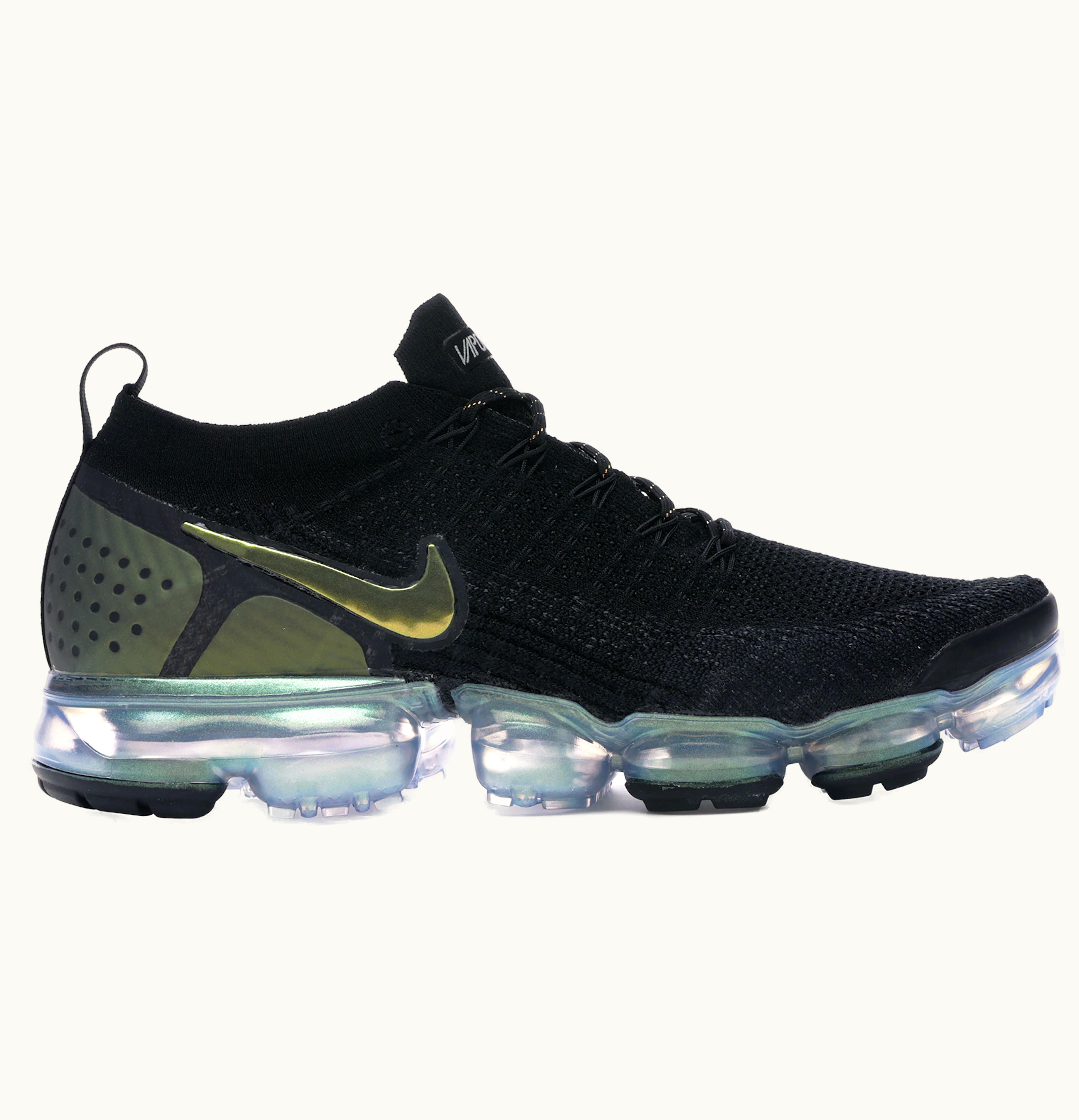 Nike Nike Air VaporMax Flyknit 2 Black Metallic Silver Multi Color