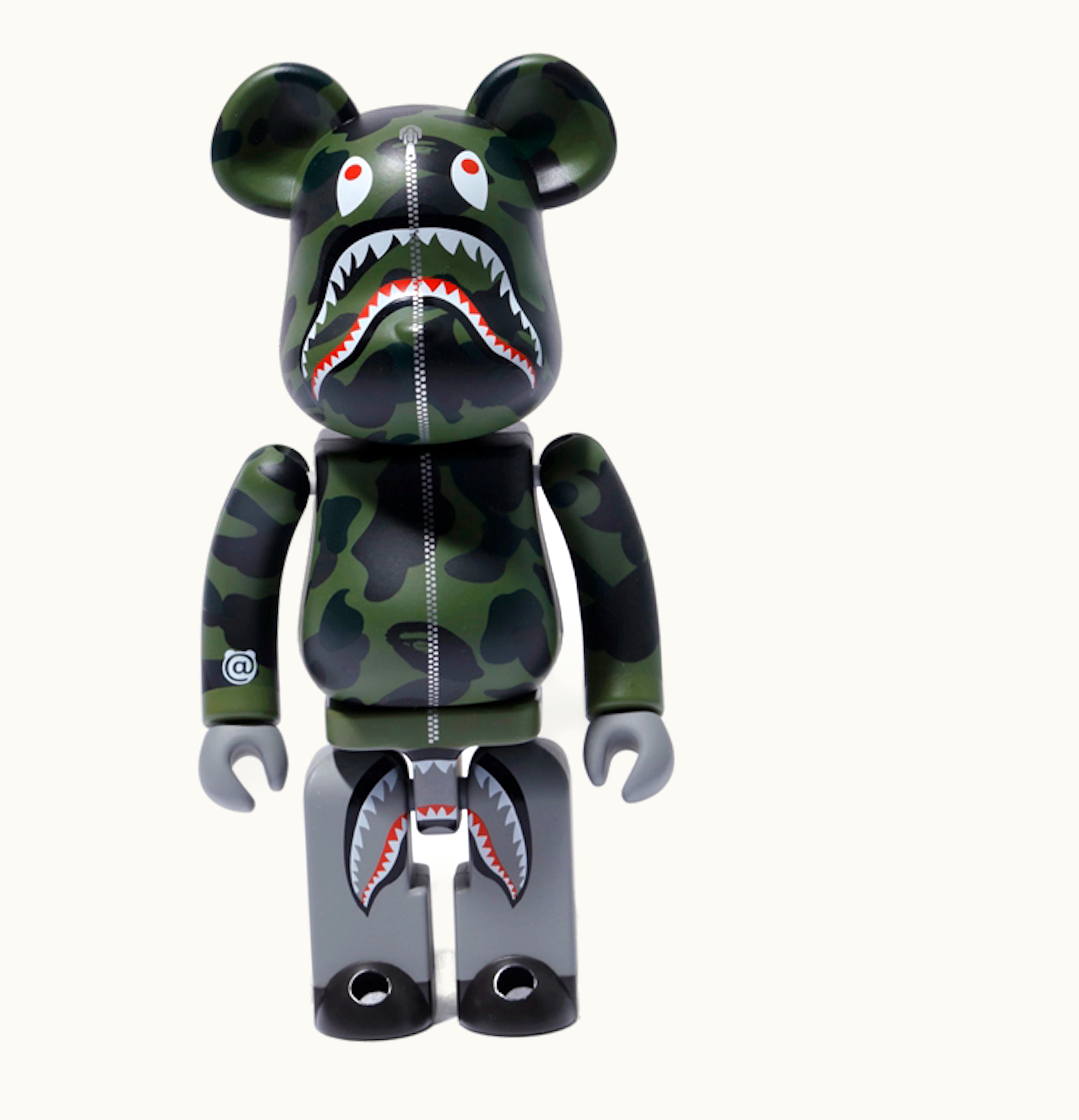 Bearbrick BAPE x Medicom 1st Camo Shark Superalloy Chogokin 200 Bearbrick Green