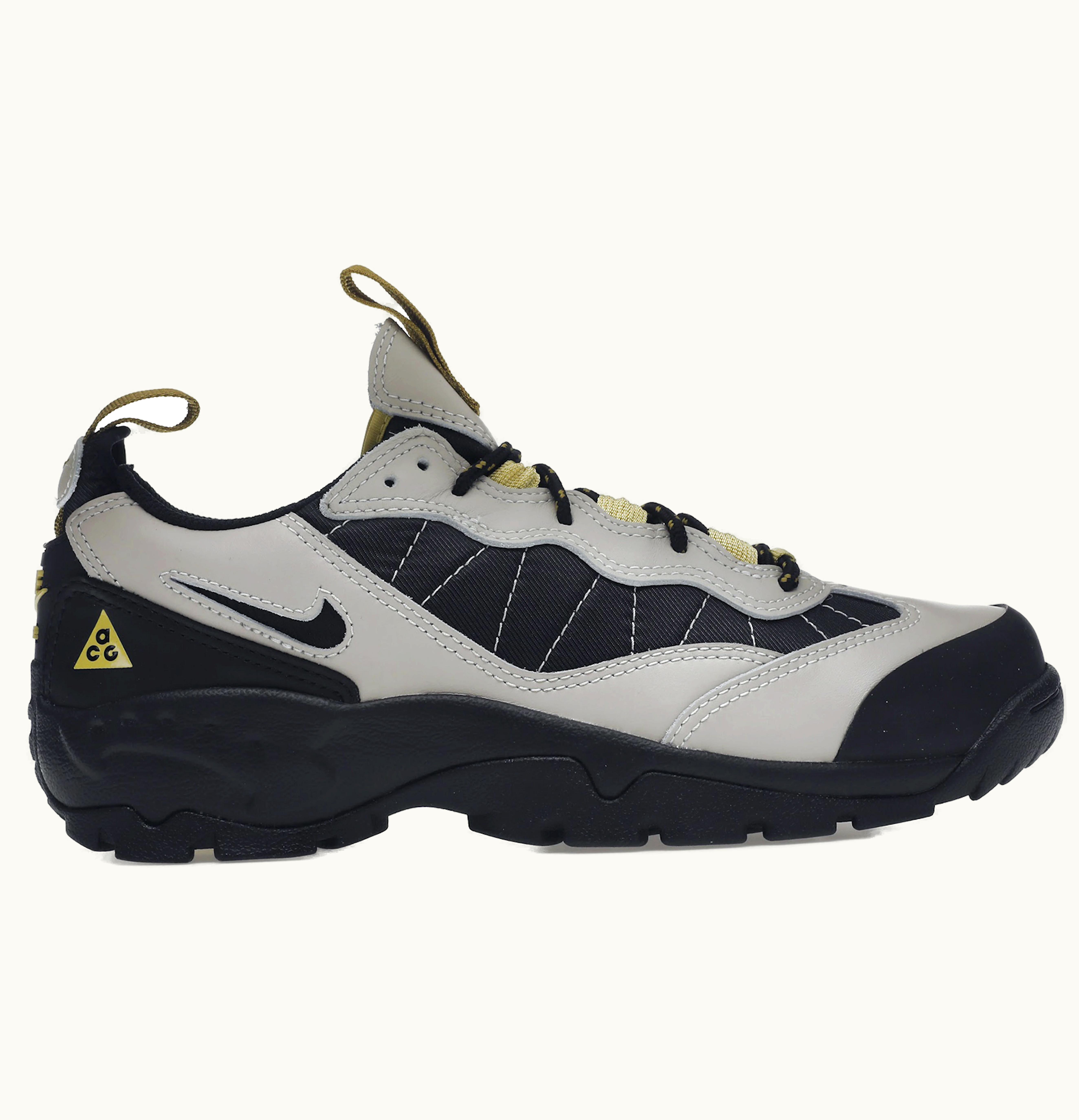 Nike Nike ACG Air Mada Low Light Bone Black Celery