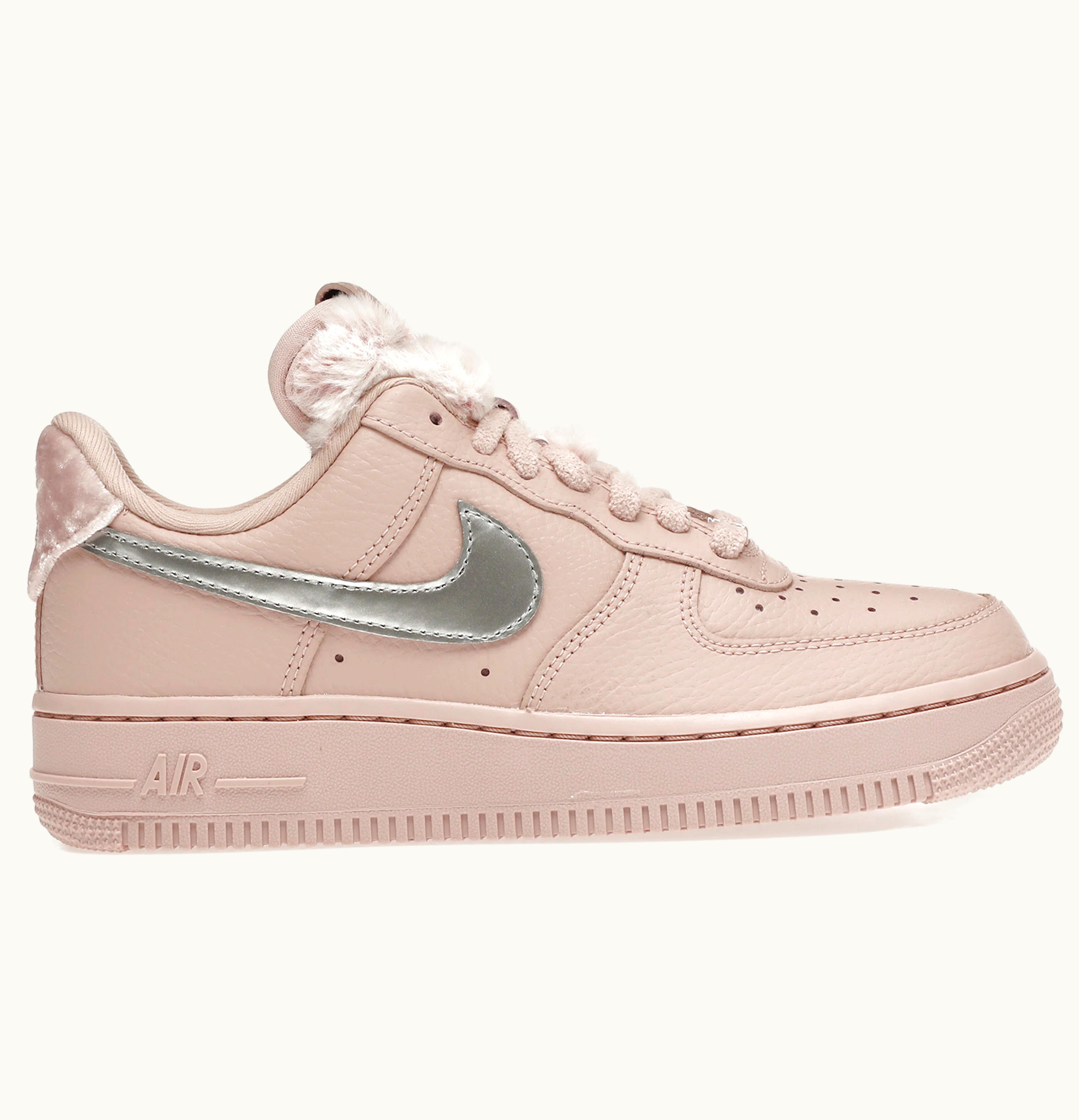 Nike Nike Air Force 1 Low Faux Sherpa Fur W