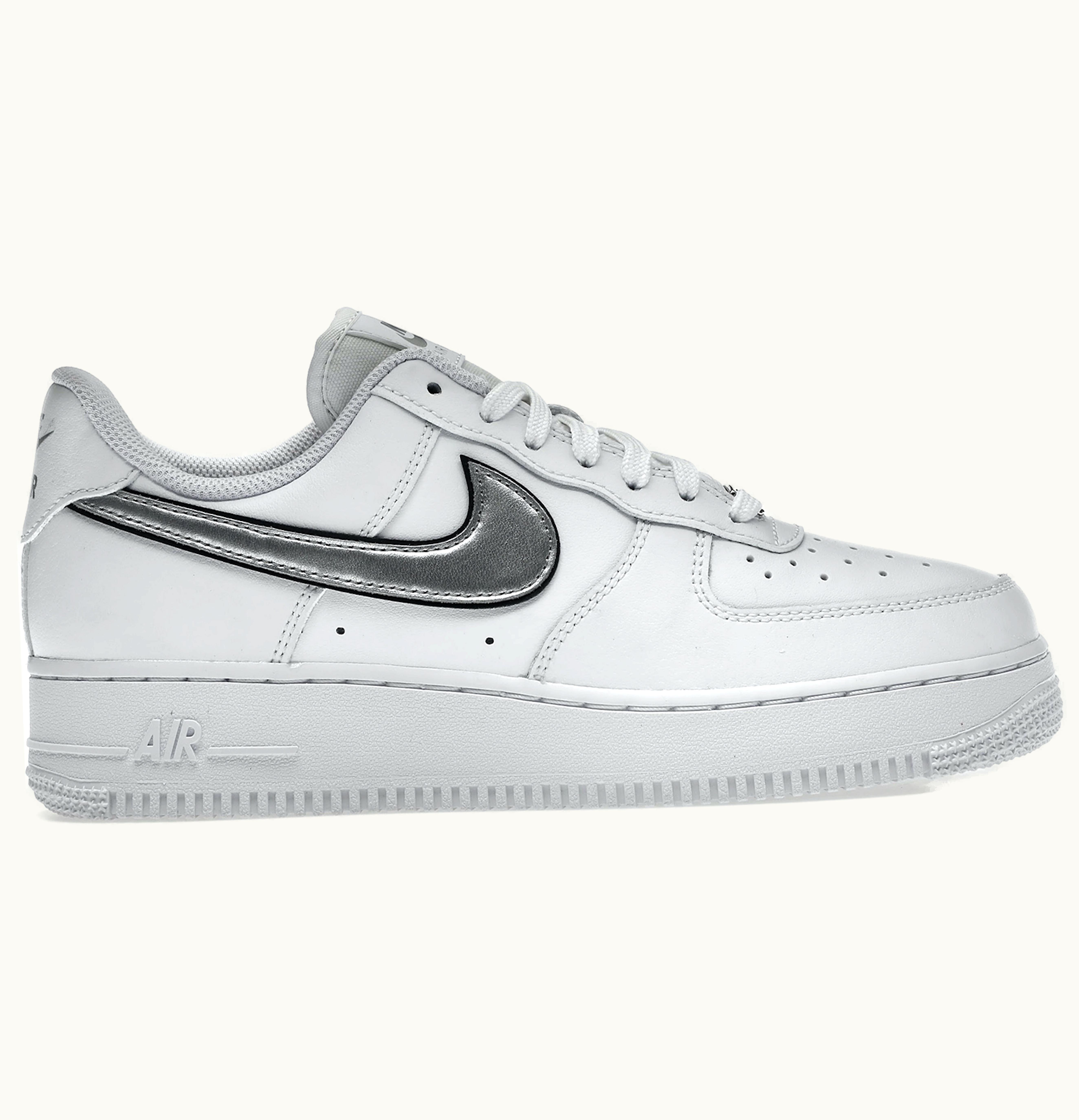 Nike Nike Air Force 1 Low 07 Essential White Metallic Silver Black W