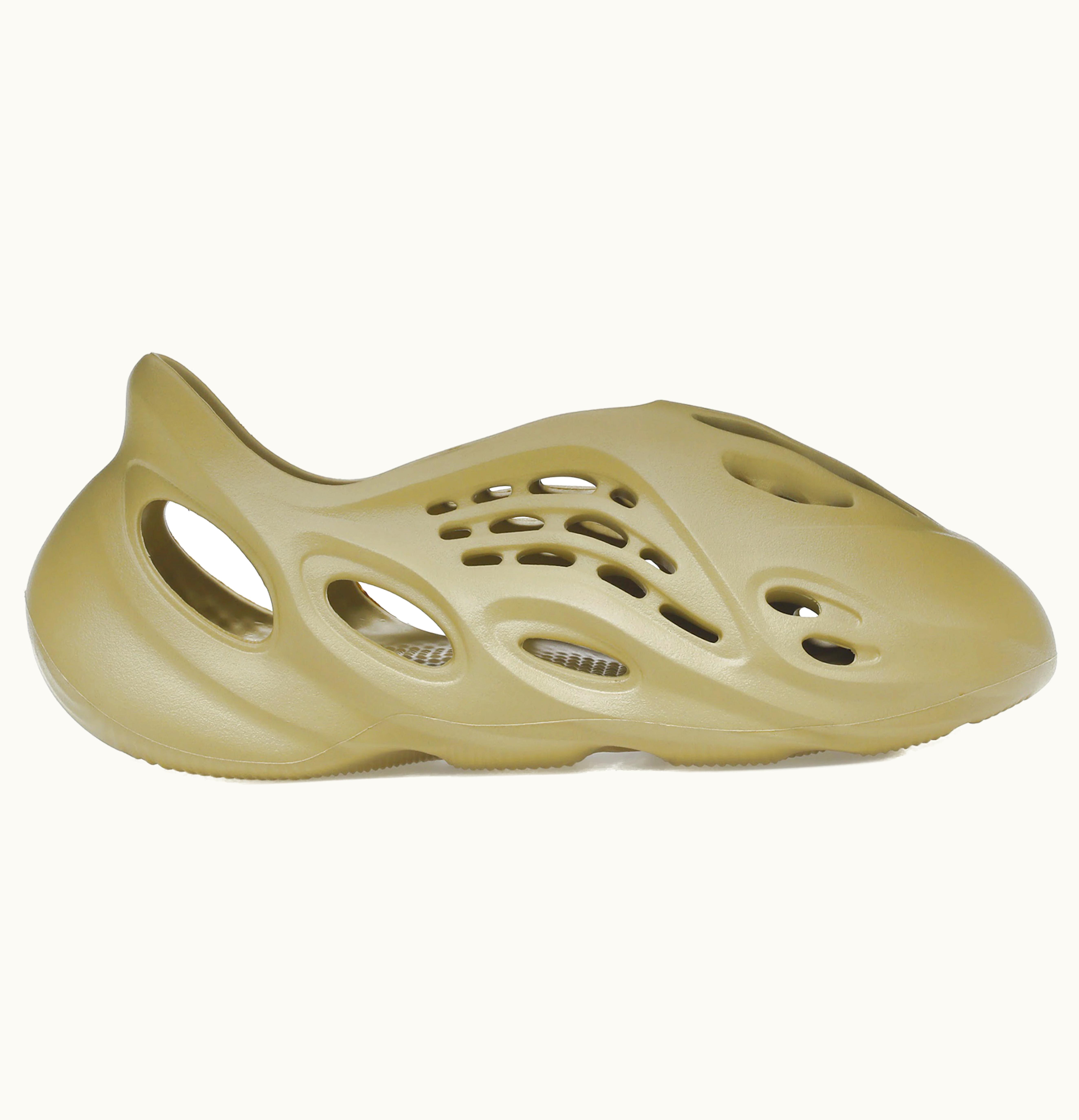 Adidas adidas Yeezy Foam RNNR Sulfur