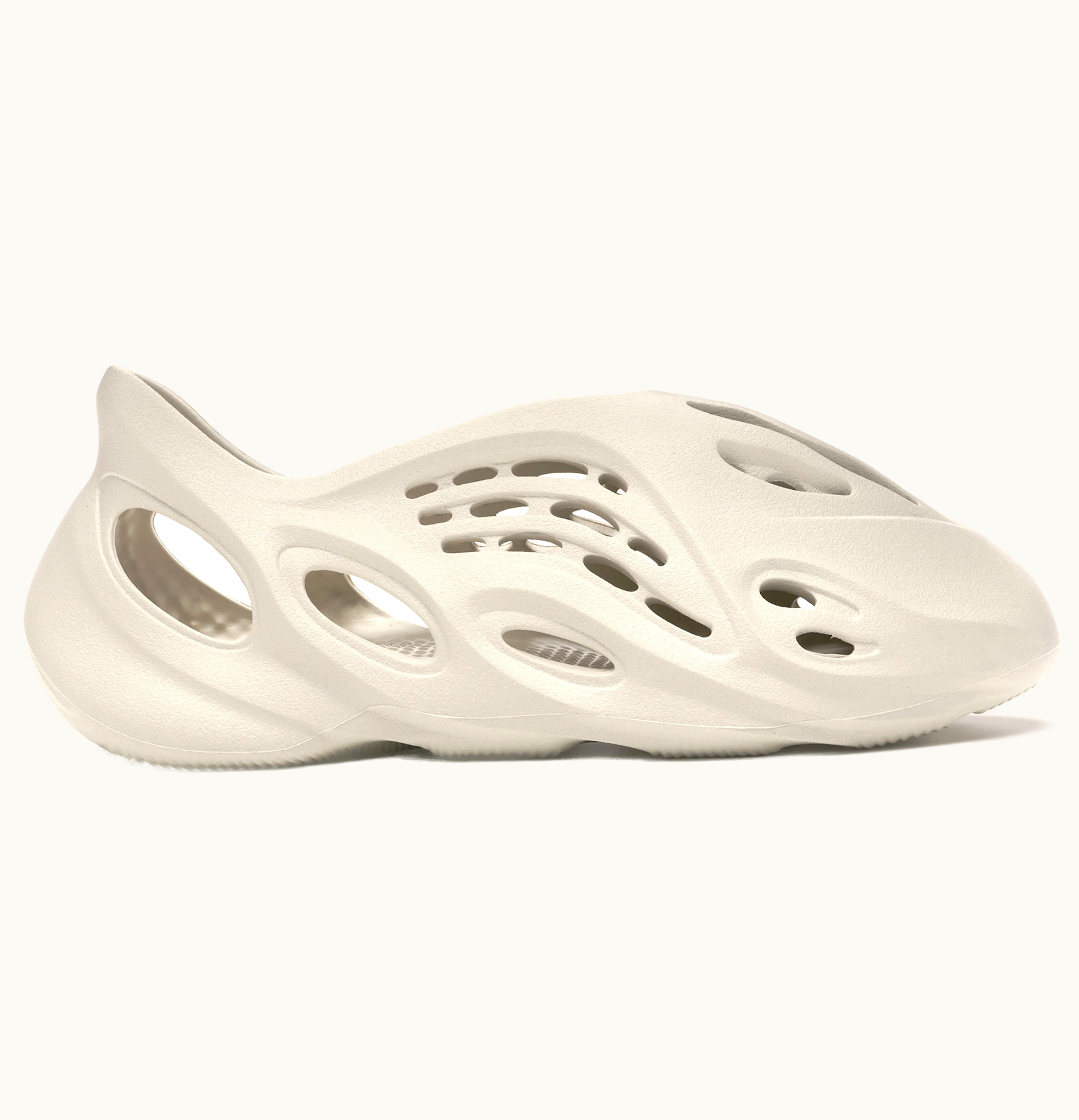 Yeezy adidas Yeezy Foam RNNR Ararat