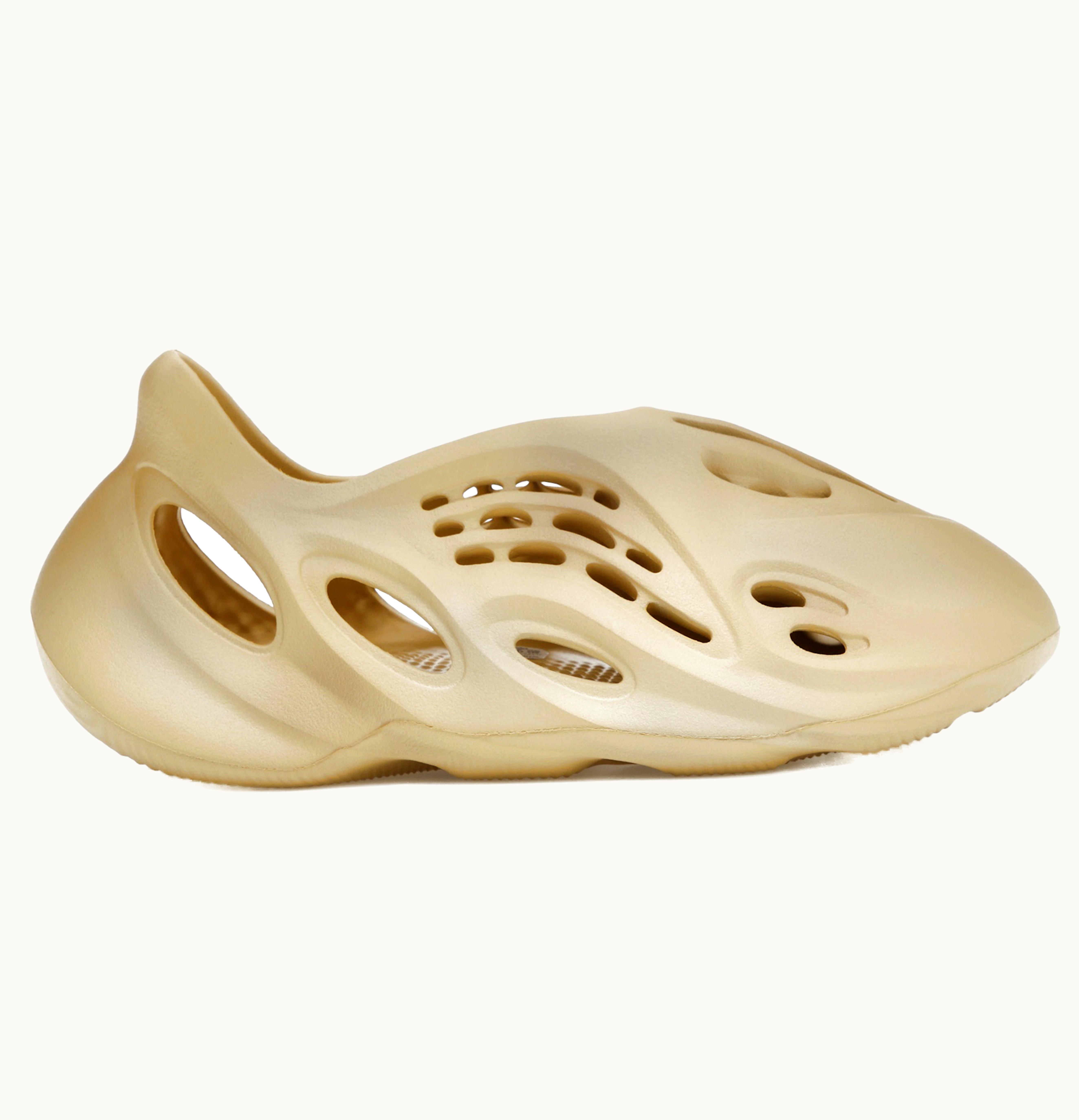 Adidas adidas Yeezy Foam RNR Desert Sand