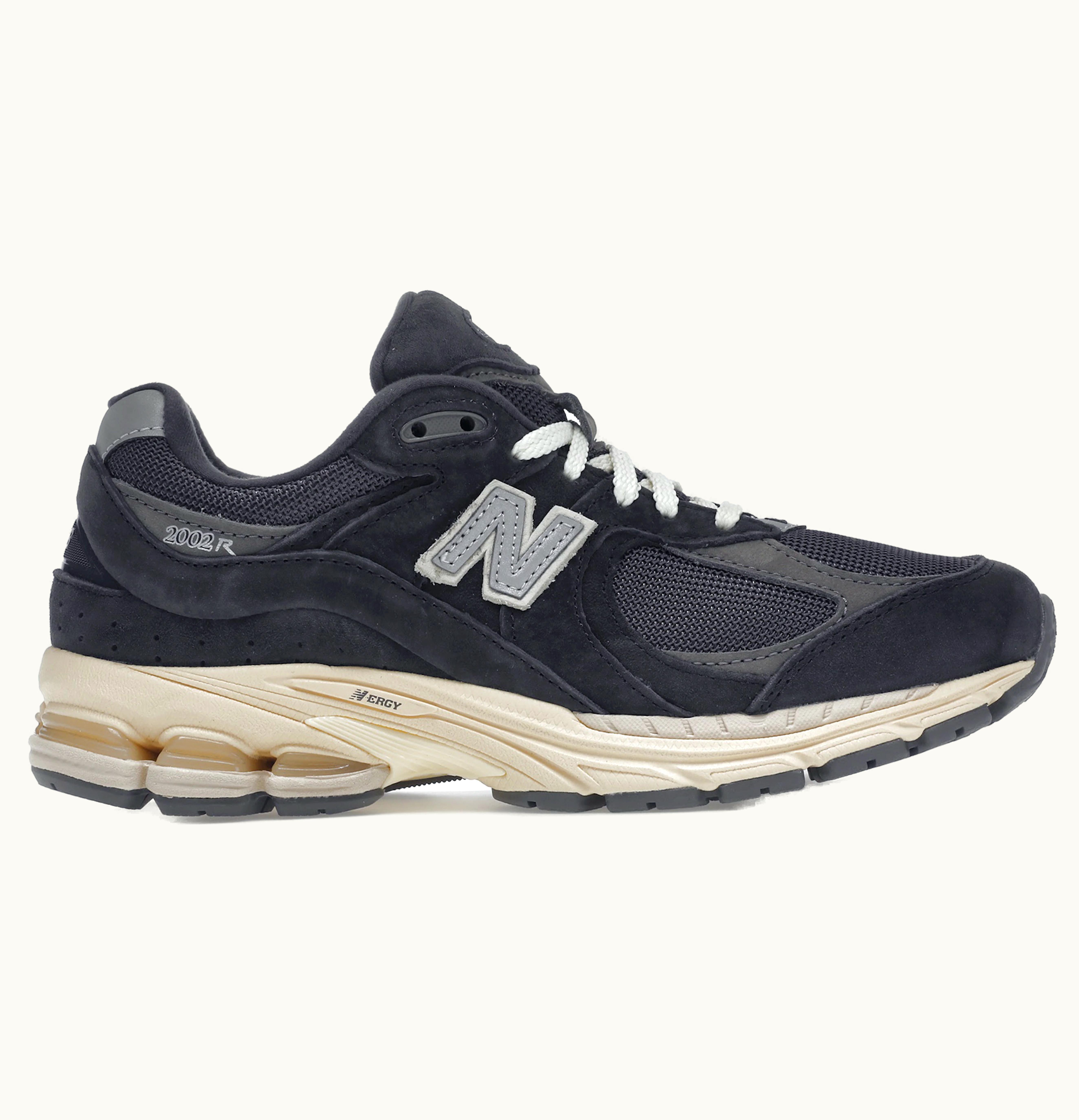New Balance New Balance 2002R Black Dark Grey