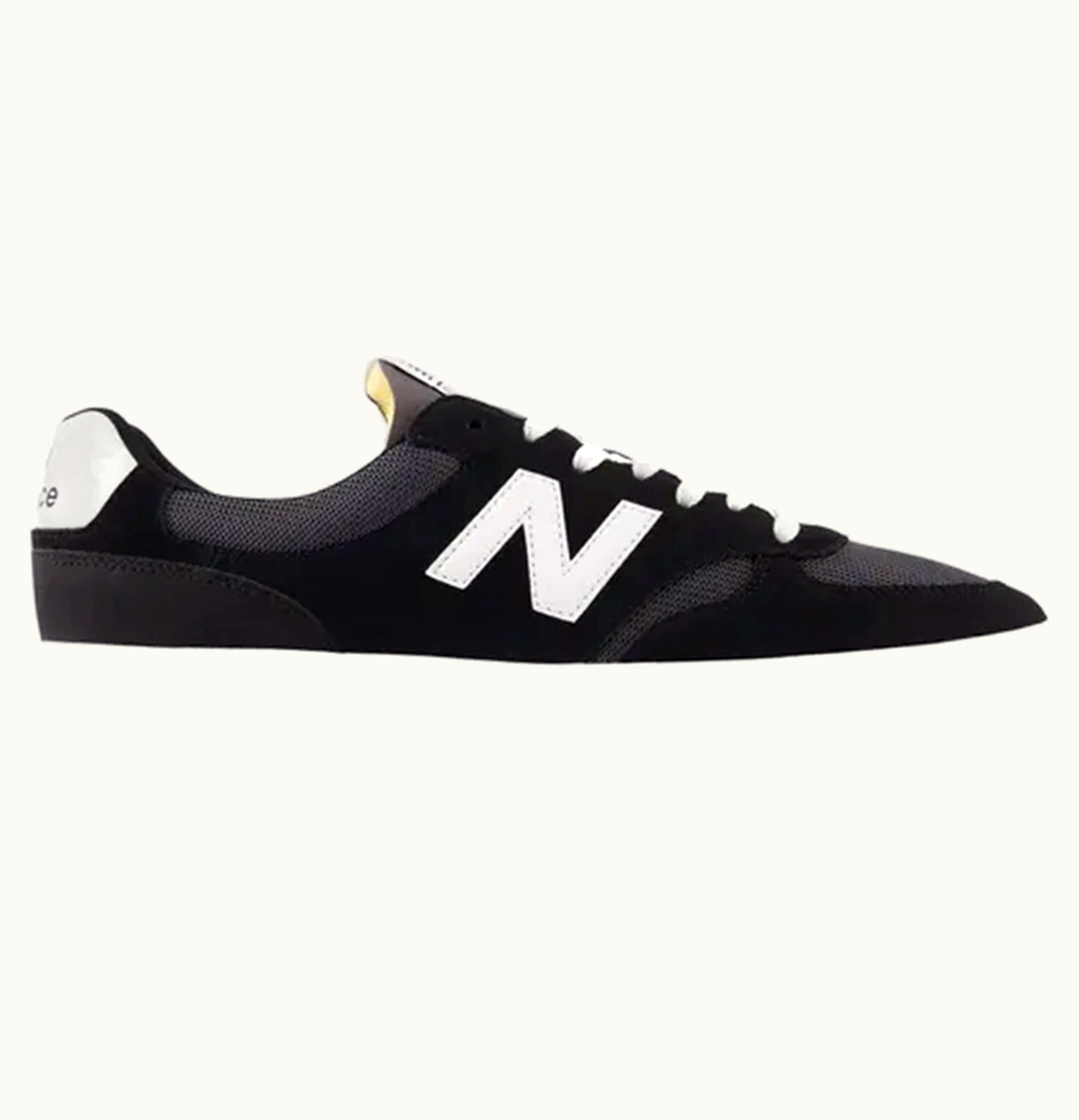 New Balance New Balance 300 Court Black White