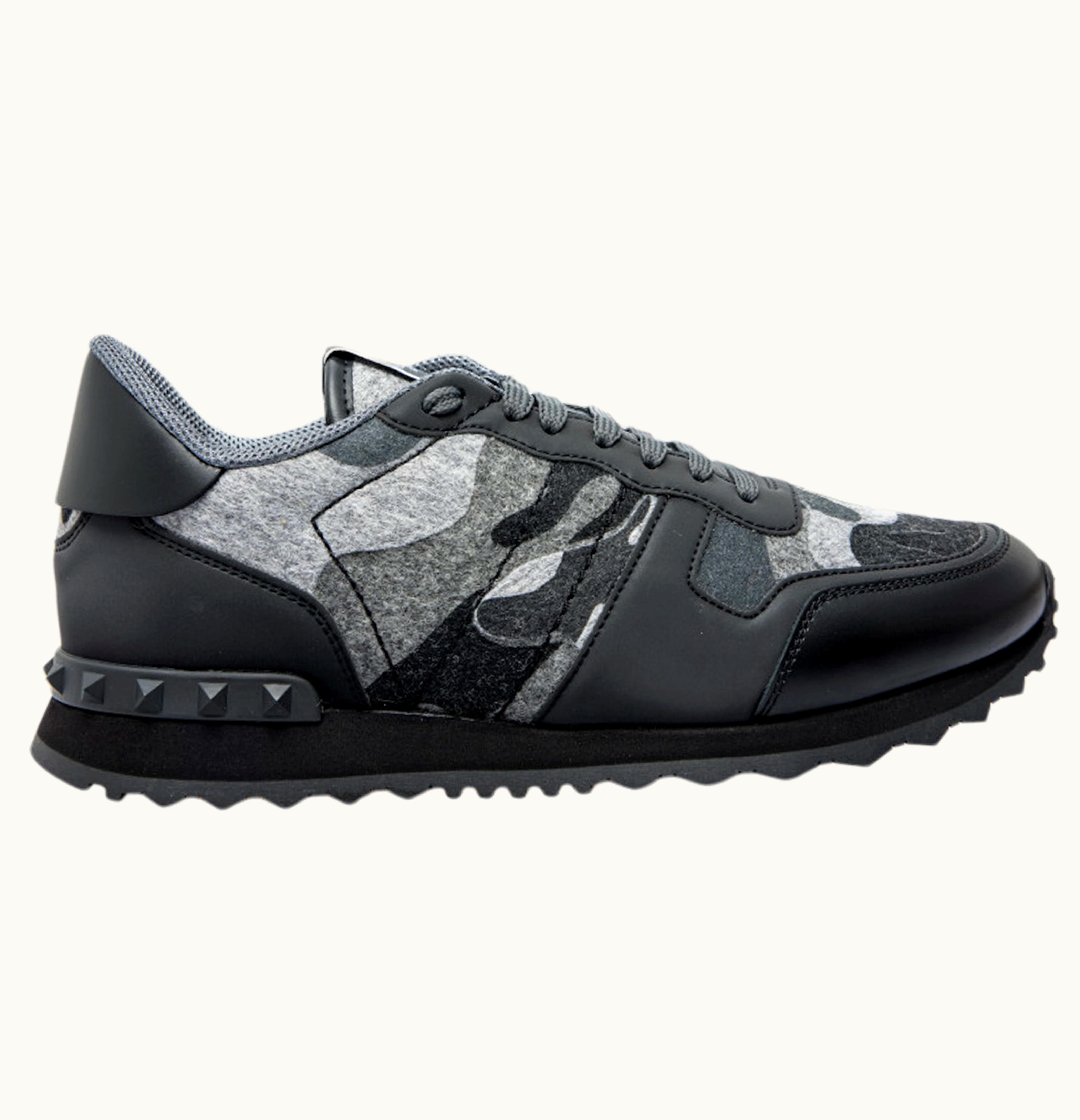 Valentino Valentino Garavani Rockrunner Felt Grey Black