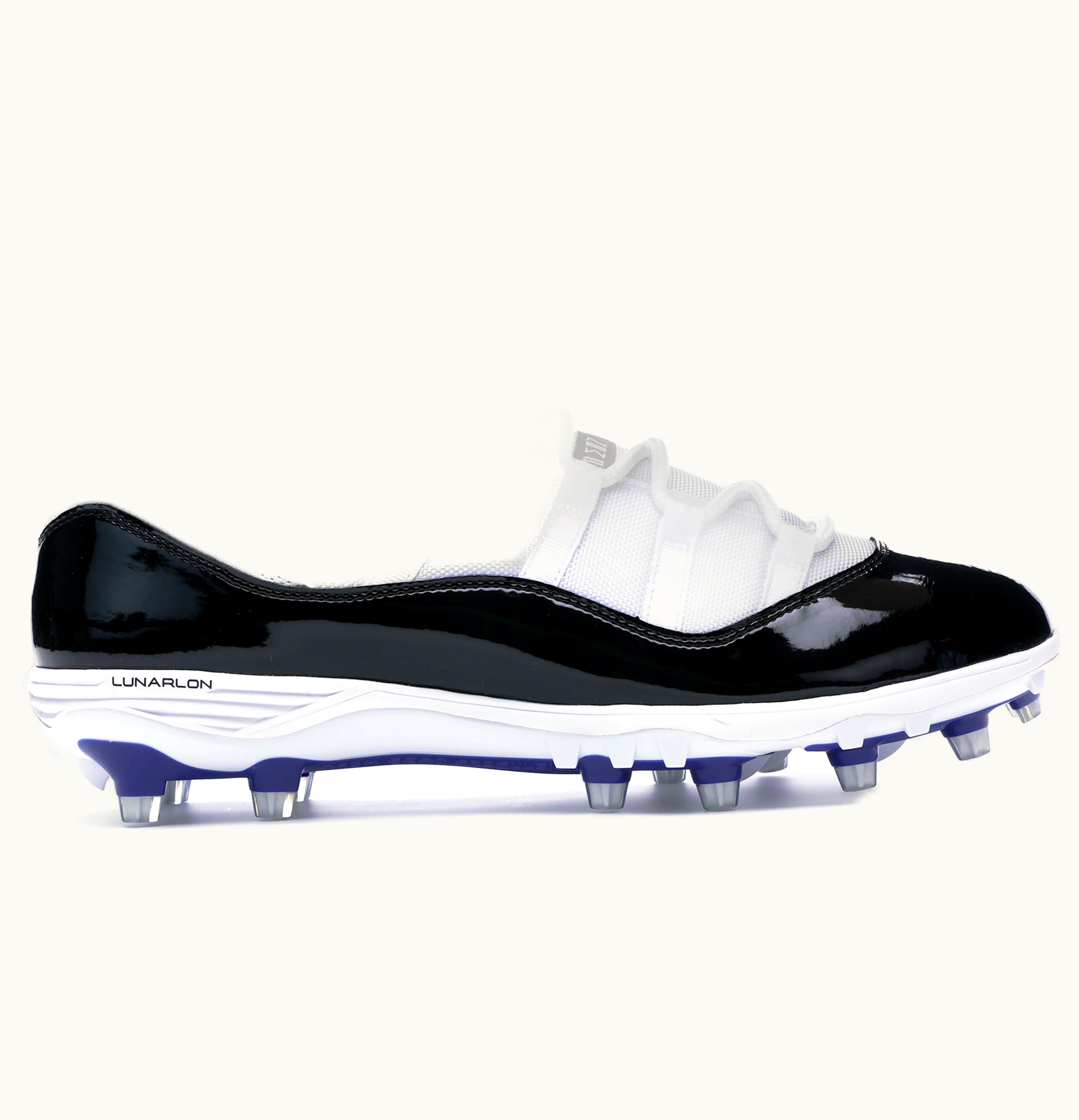 Jordan Air Jordan 11 Retro Low Cleat Concord