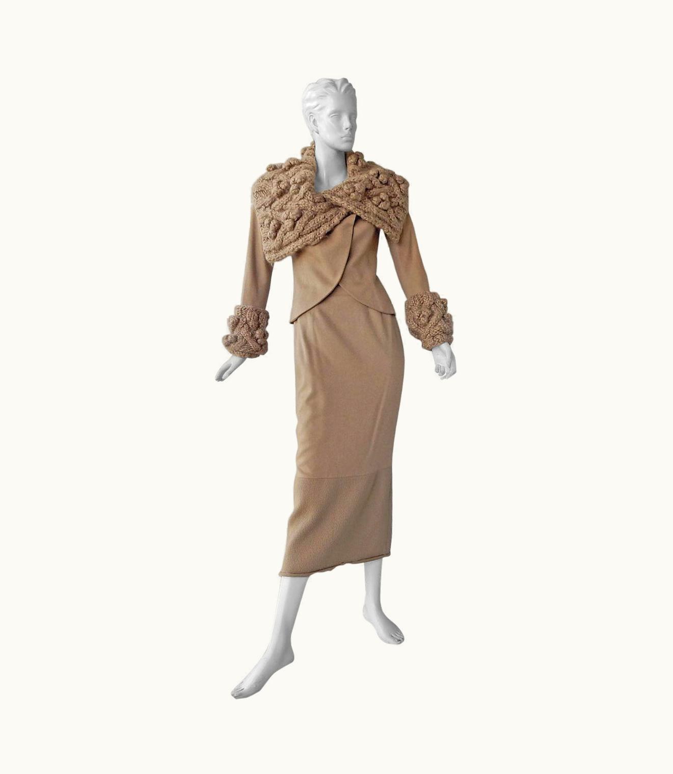 Dior Christian Dior By John Galliano AW 1999 Very Stylish Camel Cashmere Suit