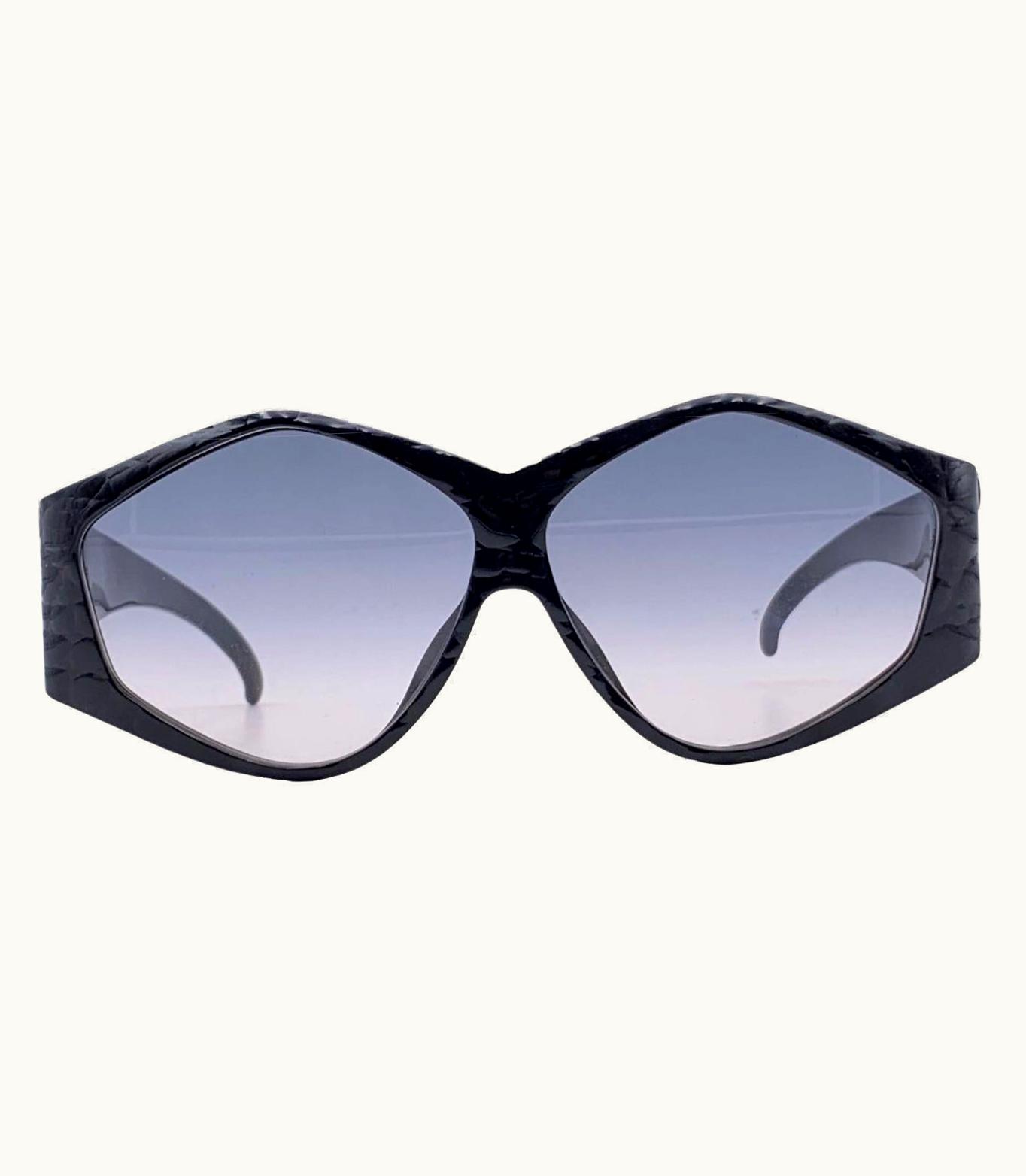 Dior Christian Dior Vintage Sunglasses 2230 90 Black Optyl