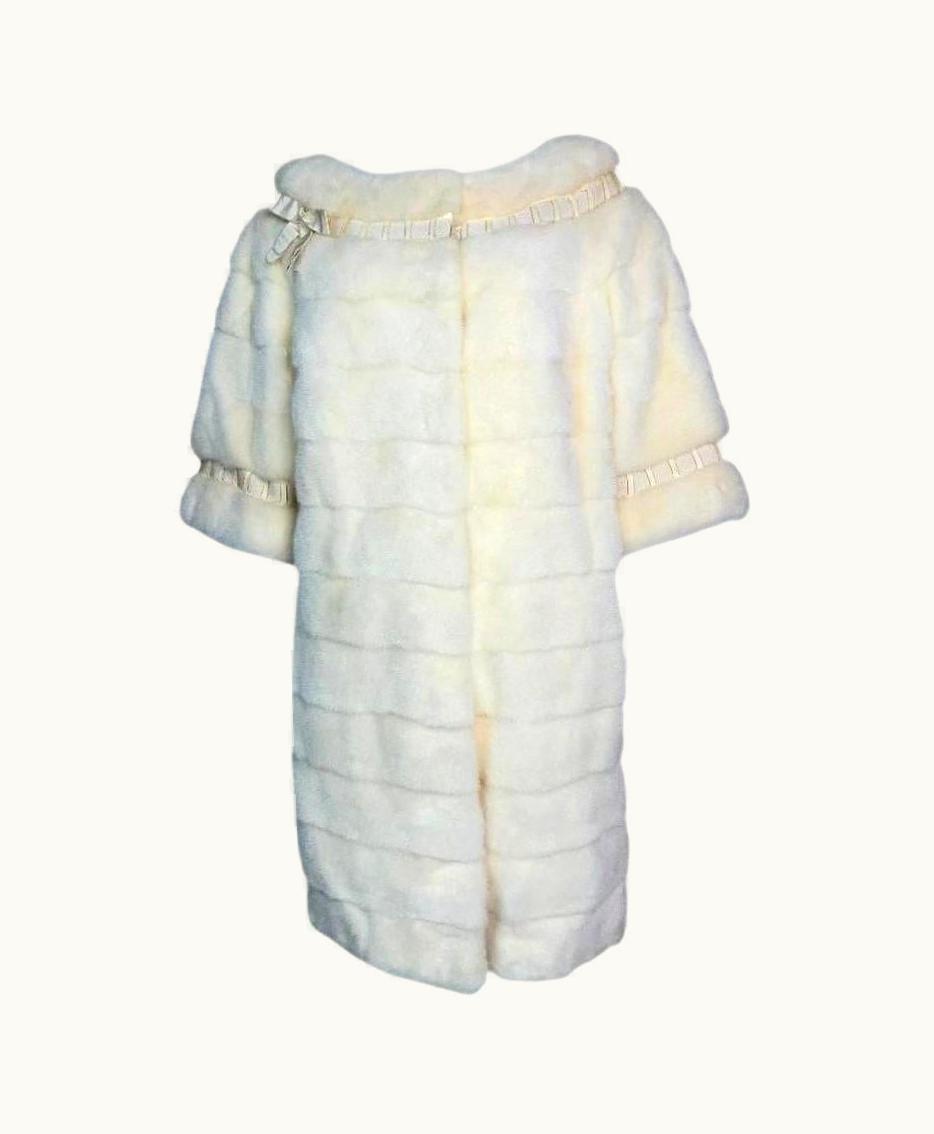 Dior Cruise 2010 Christian Dior John Galliano Winter White 60' Mod Mink Fur Coat UZ0571397