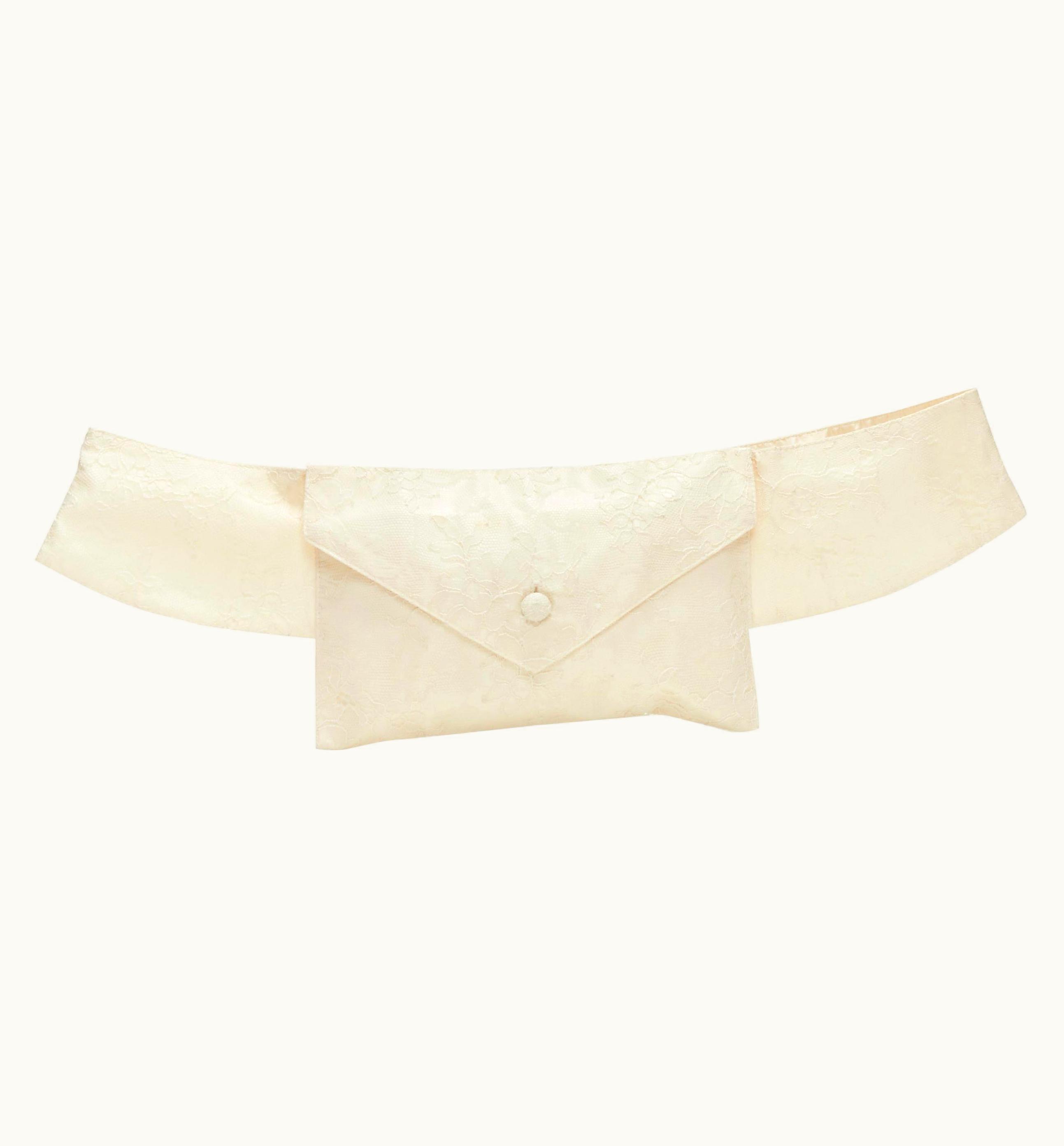 Dior Vintage Christian Dior John Galliano Cream Floral Lace Envelope Waist Belt Bag