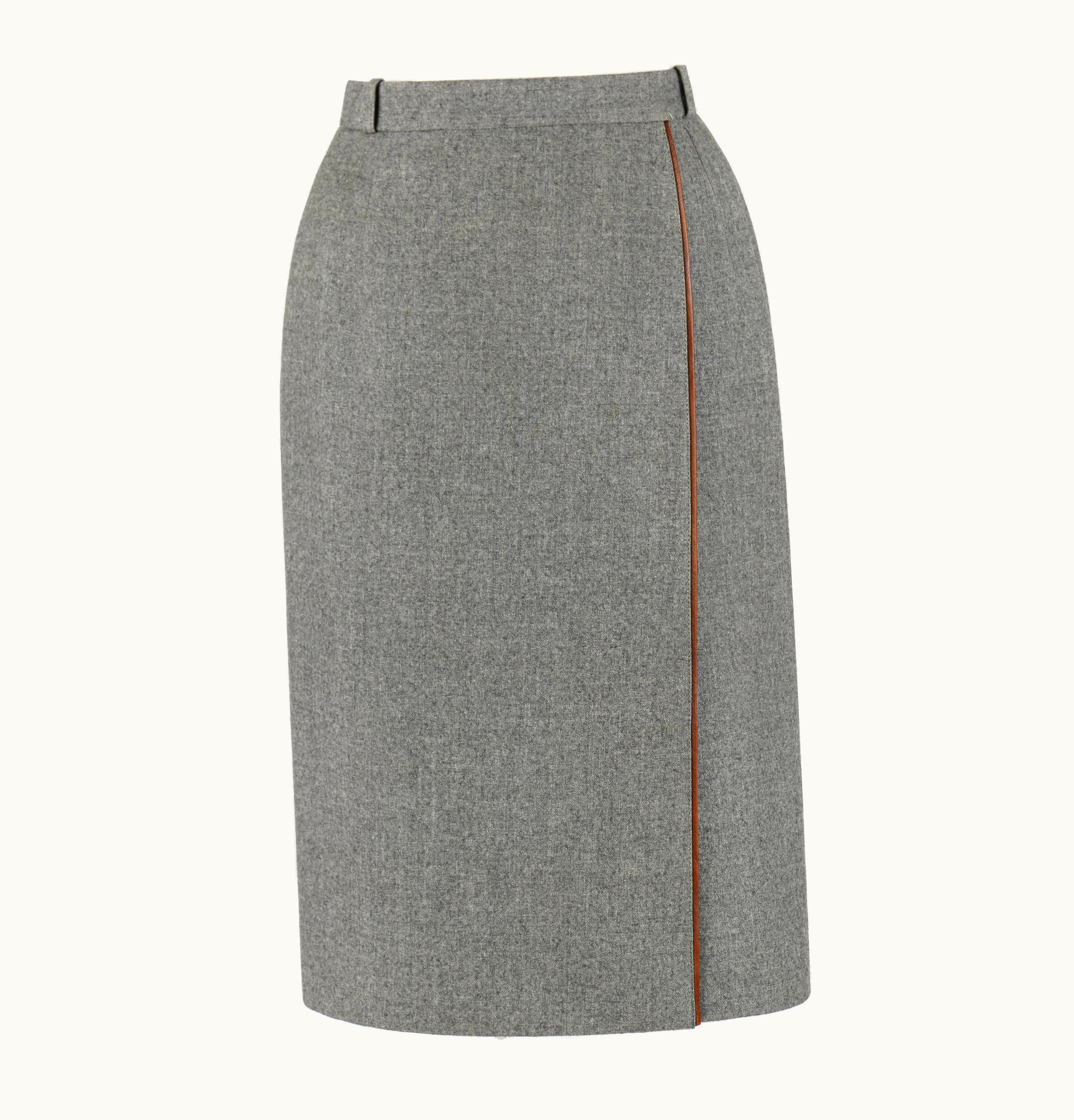 Gucci C.1970' Gray Wool Classic Wrap Skirt Brown Leather Piping Trim
