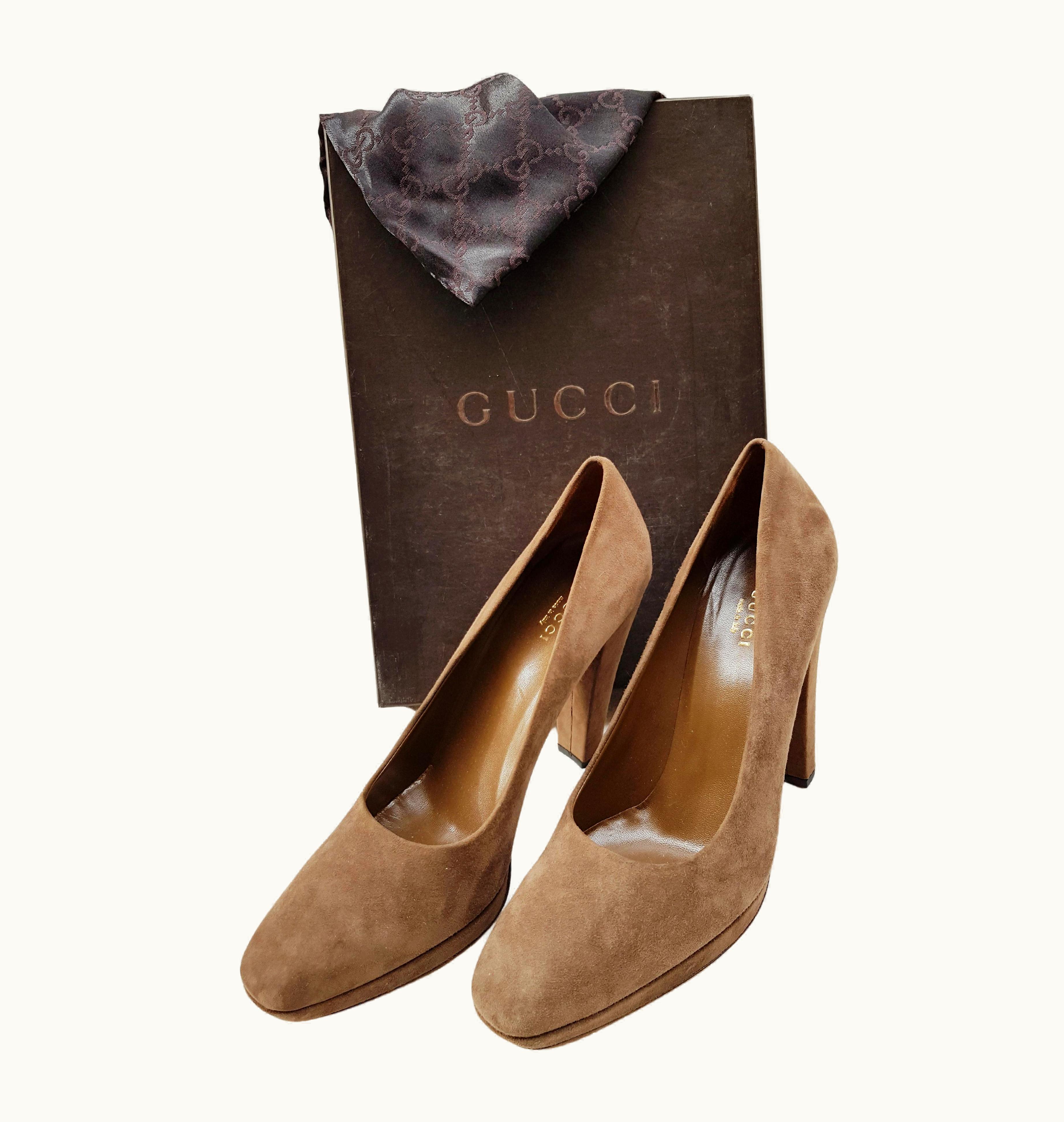 Gucci 1990 Camel Suede Platform Pumps