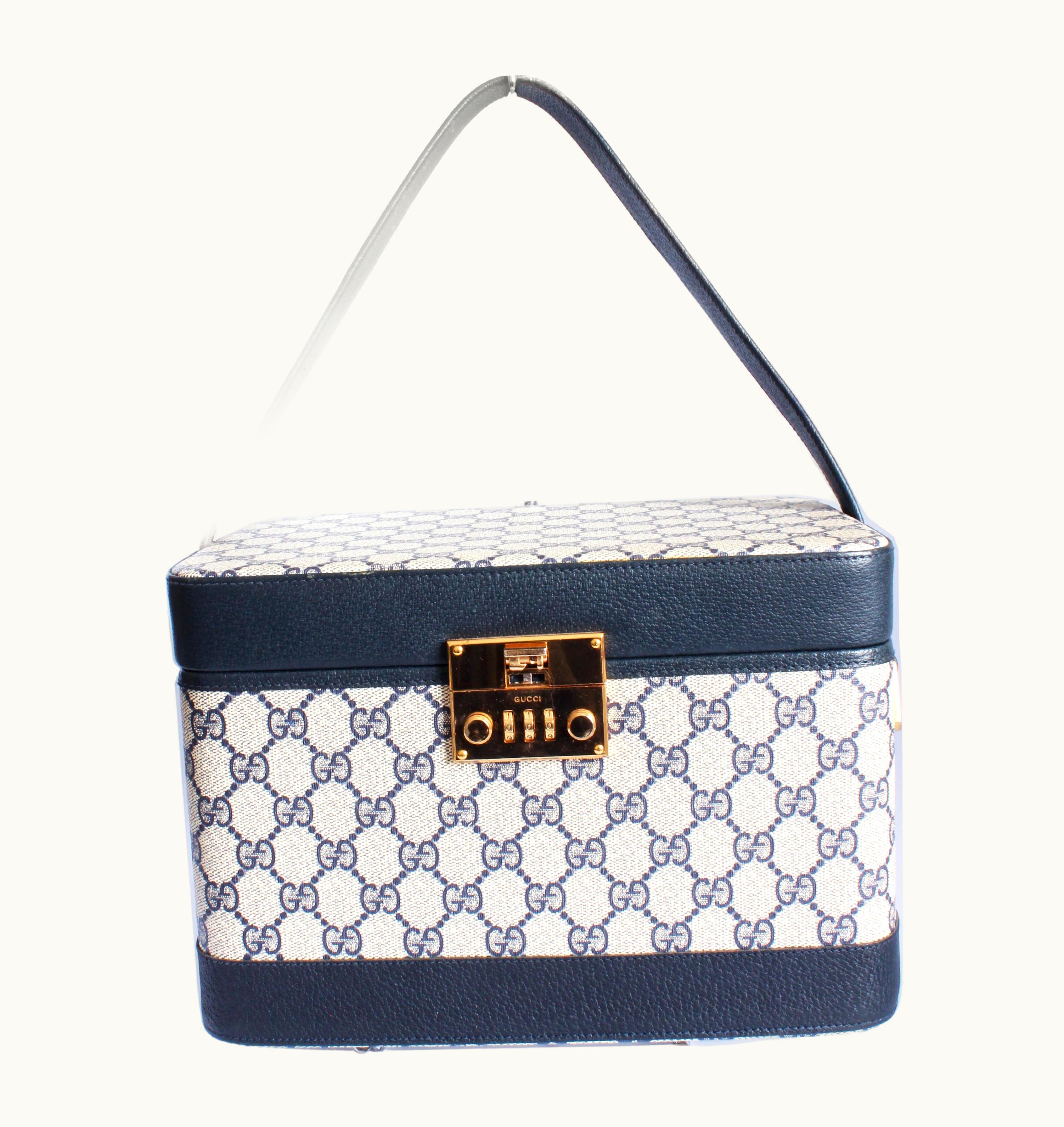 Gucci Train Case Vanity Carry On Travel Bag Gg Logo Canvas Navy Leather 1980s