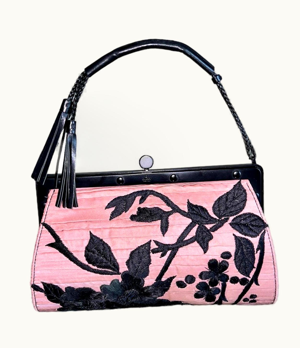 Gucci Rare Gucci By Tom Ford 2003 Pale Pink Embroidered Kimono Clutch Bag Purse