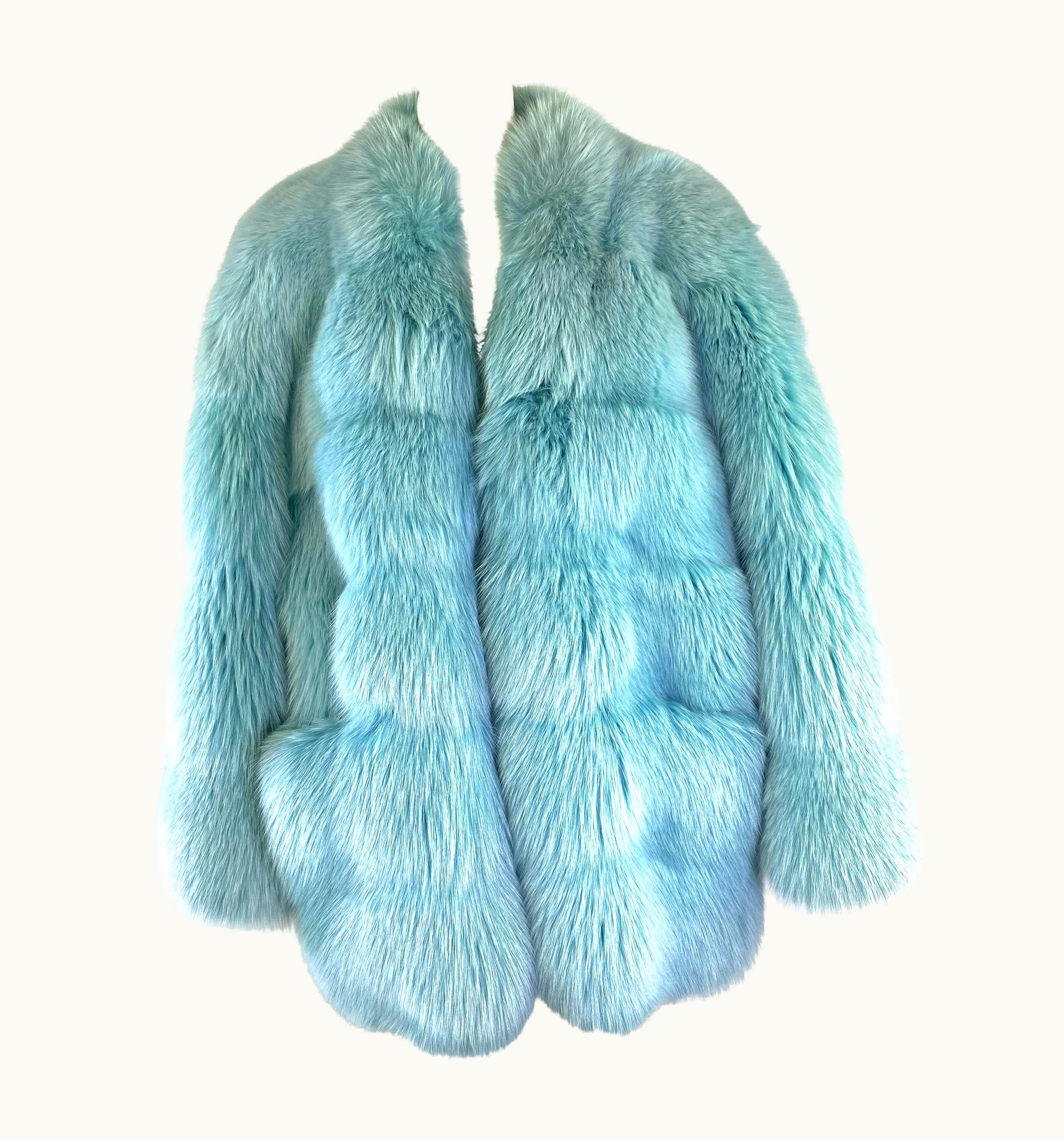 Gucci AW 1997 Tom Ford By Gucci Runway Baby Blue Fox Fur Chubby Museum Coat