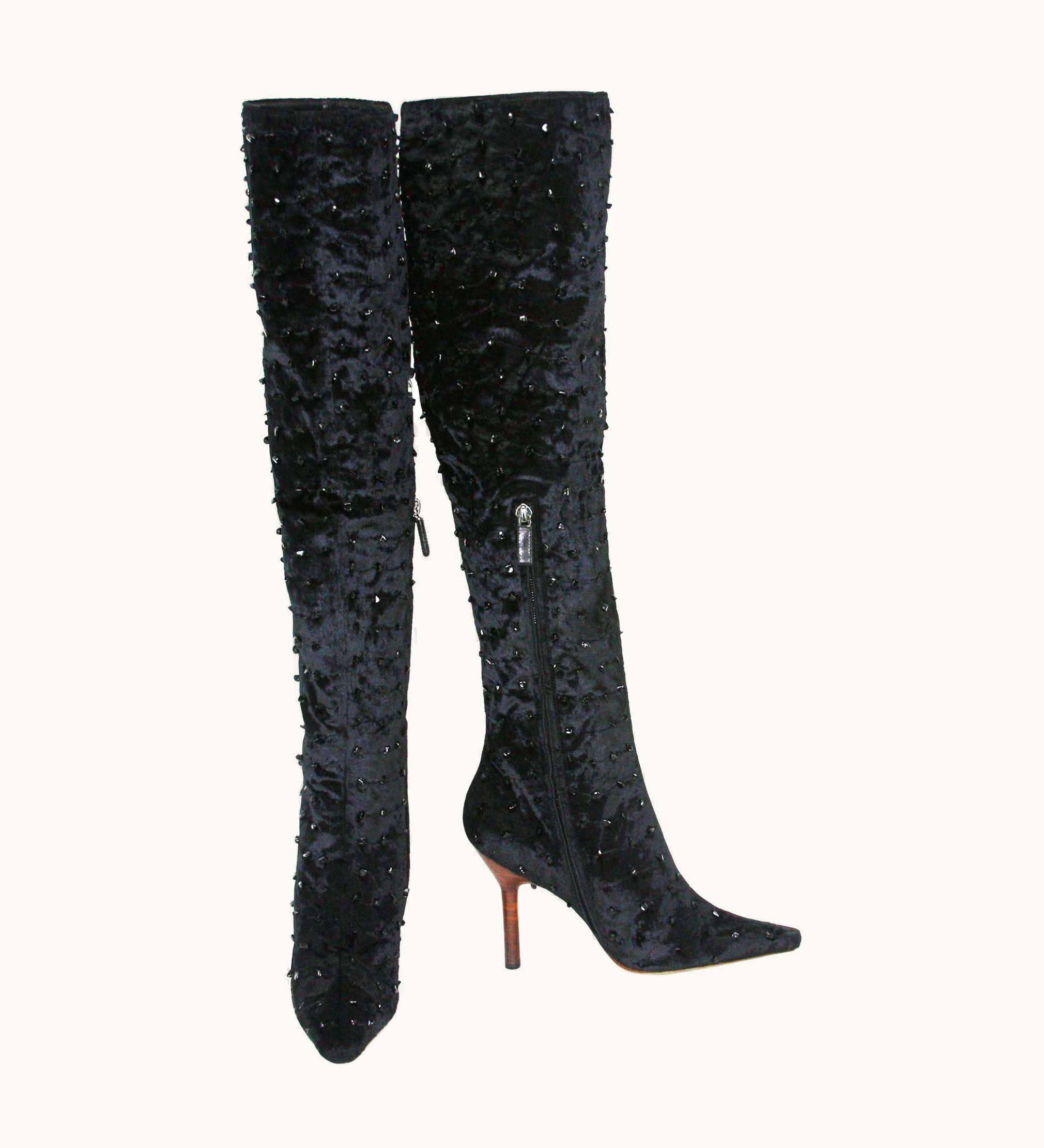 Gucci AW 99 Tom Ford For Gucci Black Onyx Embellished Velvet Knee Boots 37.5 7