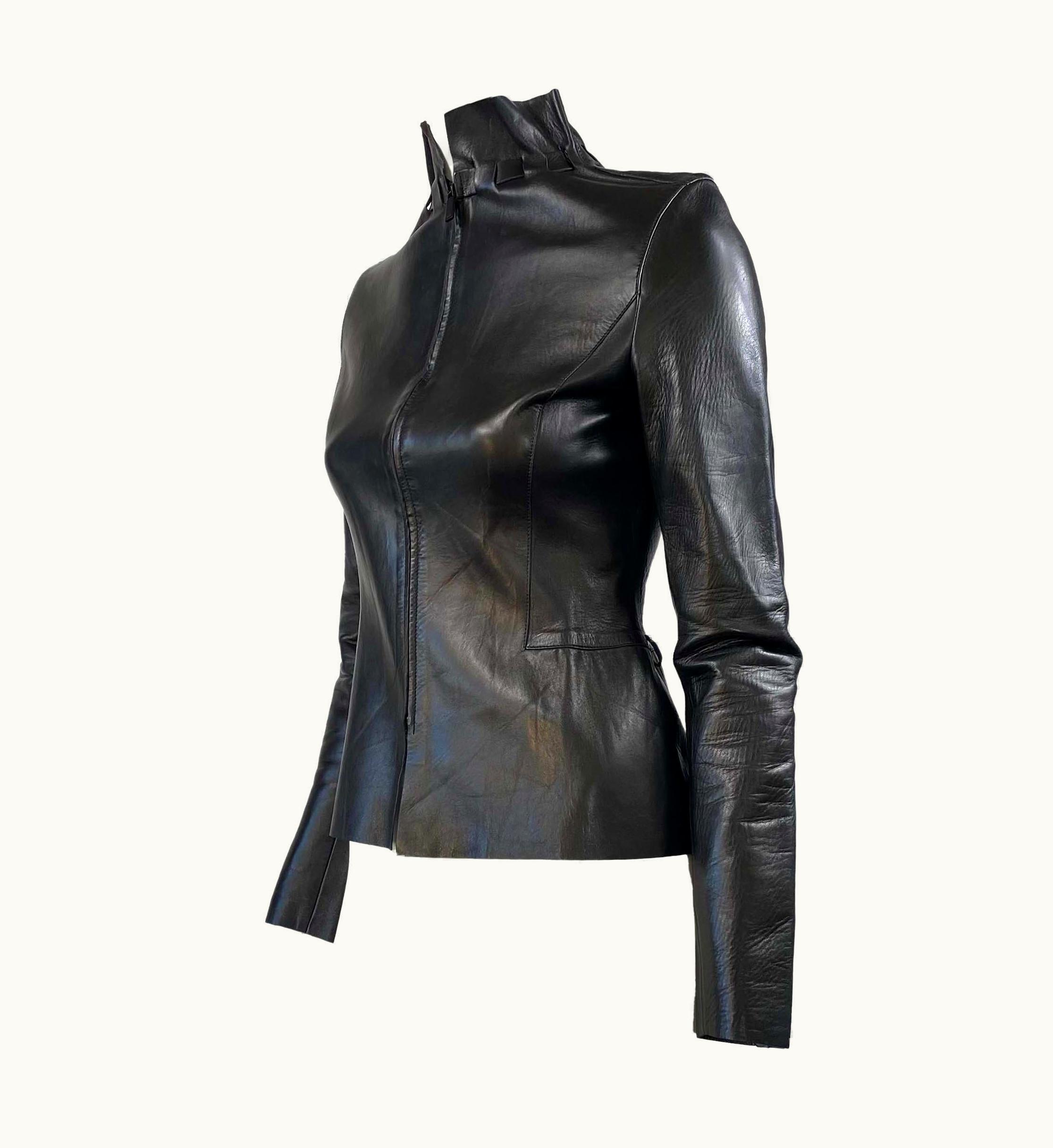 Gucci AW 1999 Gucci By Tom Ford Black Leather Zip Runway Biker Jacket