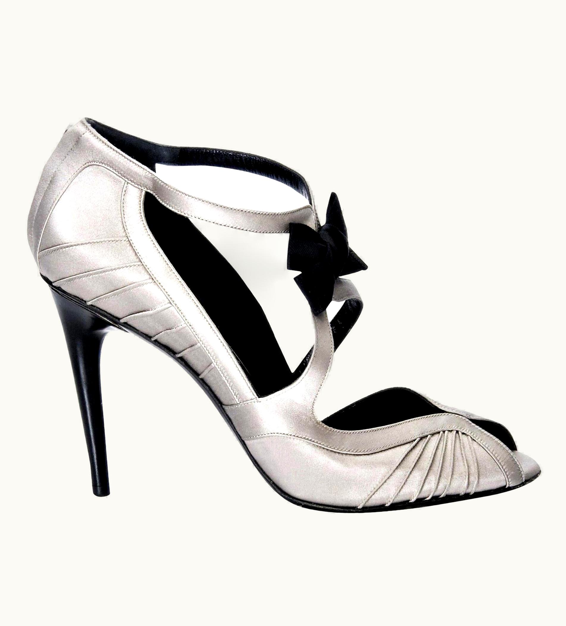 Gucci Tom Ford For Gucci Satin Runway Sarah Jessica Parker Heels Pumps UZ0574224