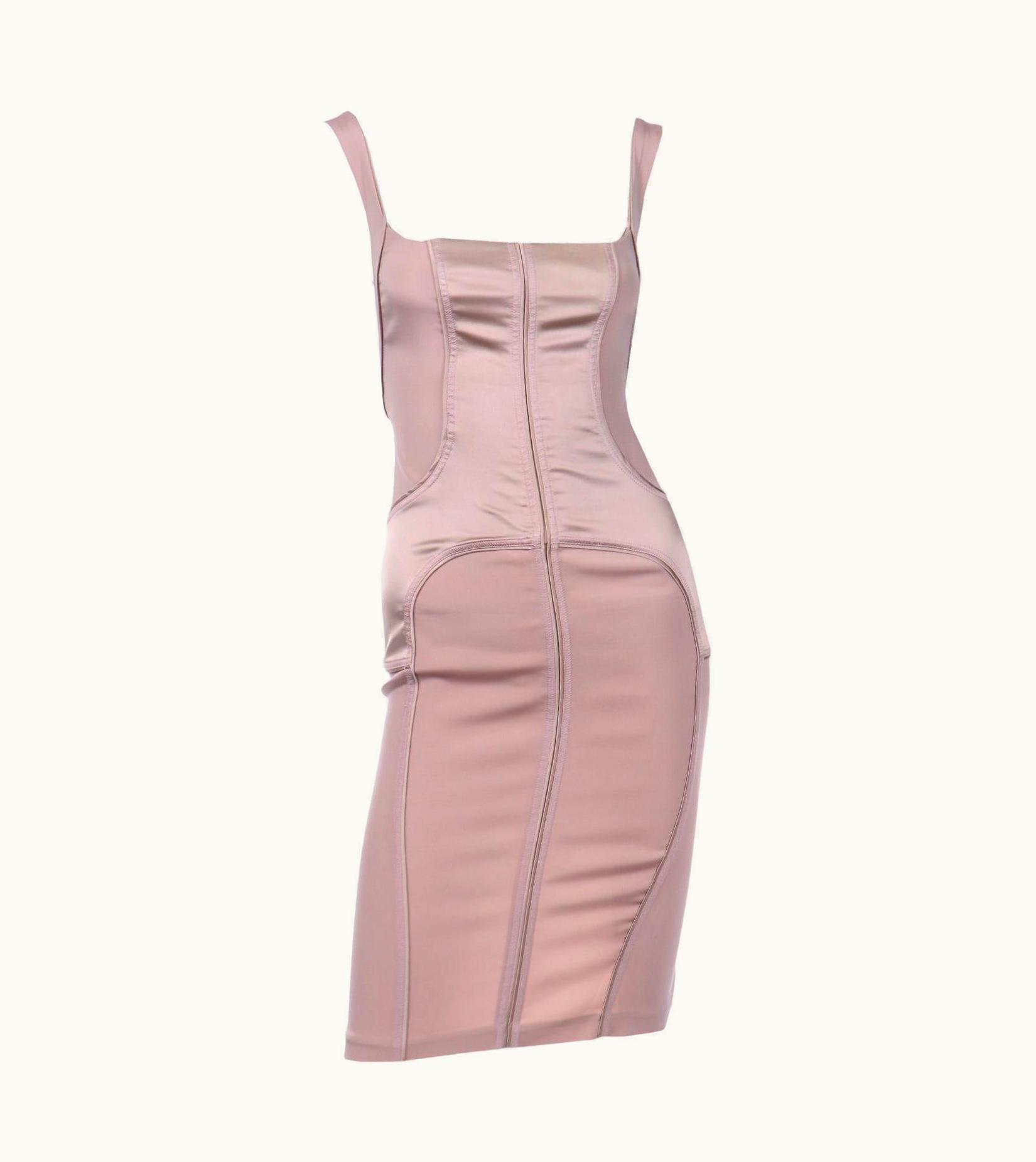 Gucci Tom Ford Gucci 2003 Bodycon Muted Stretch Silk Fitted Evening Dress