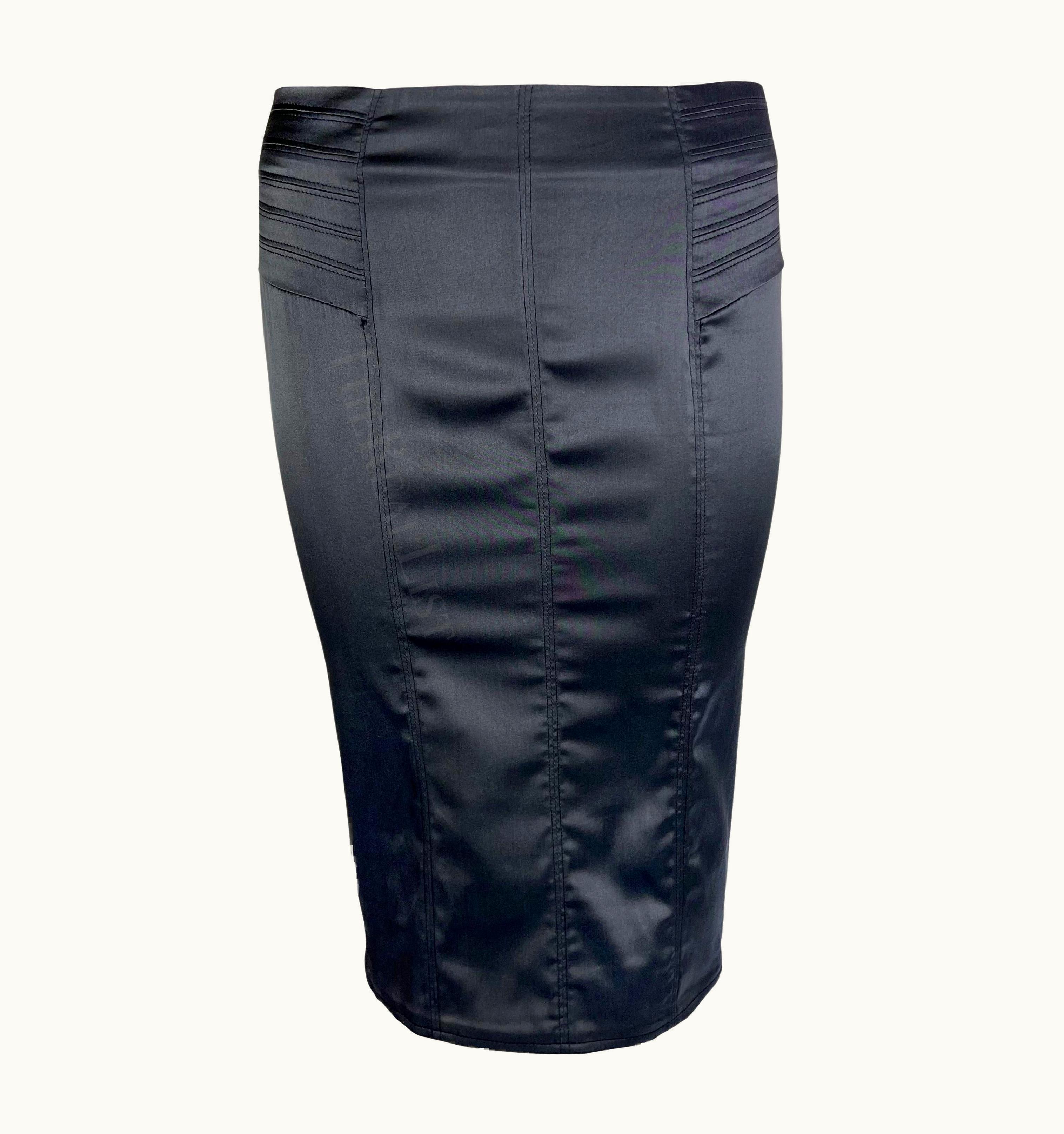 Gucci AW 2003 Gucci By Tom Ford Grey Silk Satin Bodycon Skirt
